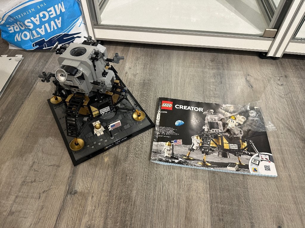 LEGO NASA Apollo 11 Lunar Lander (10266) compleet, Ophalen, Lego, Compleet, Zo goed als nieuw