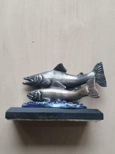 Beeldje van 2 zalmen verzilverd, Antiek en Kunst, Ophalen