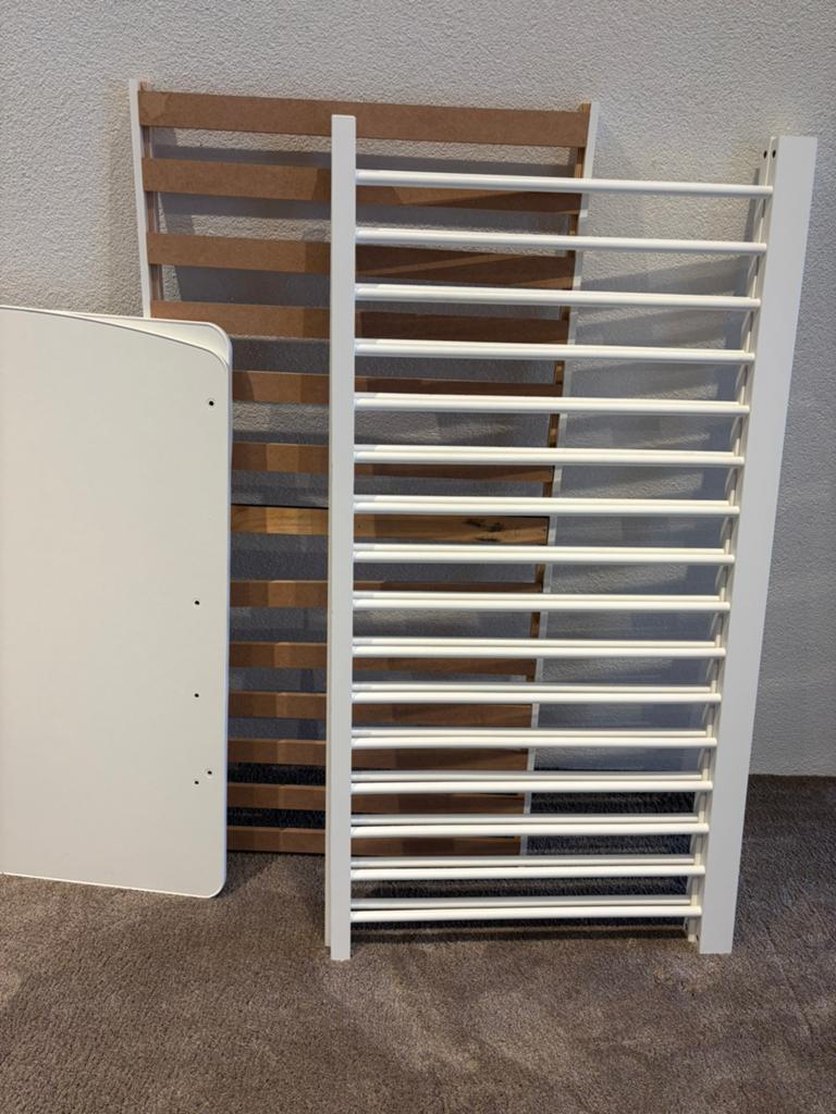 Wit ledikant 60x120, Ophalen of Verzenden, Zo goed als nieuw, Lattenbodem, Minder dan 140 cm