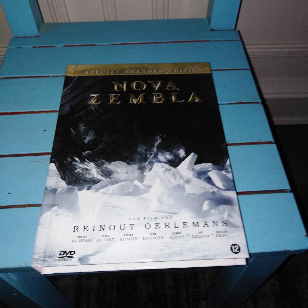 Nova Zembla geregisseerd door Reinout Oerlemans, Vanaf 16 jaar, Ophalen, Gebruikt, Drama