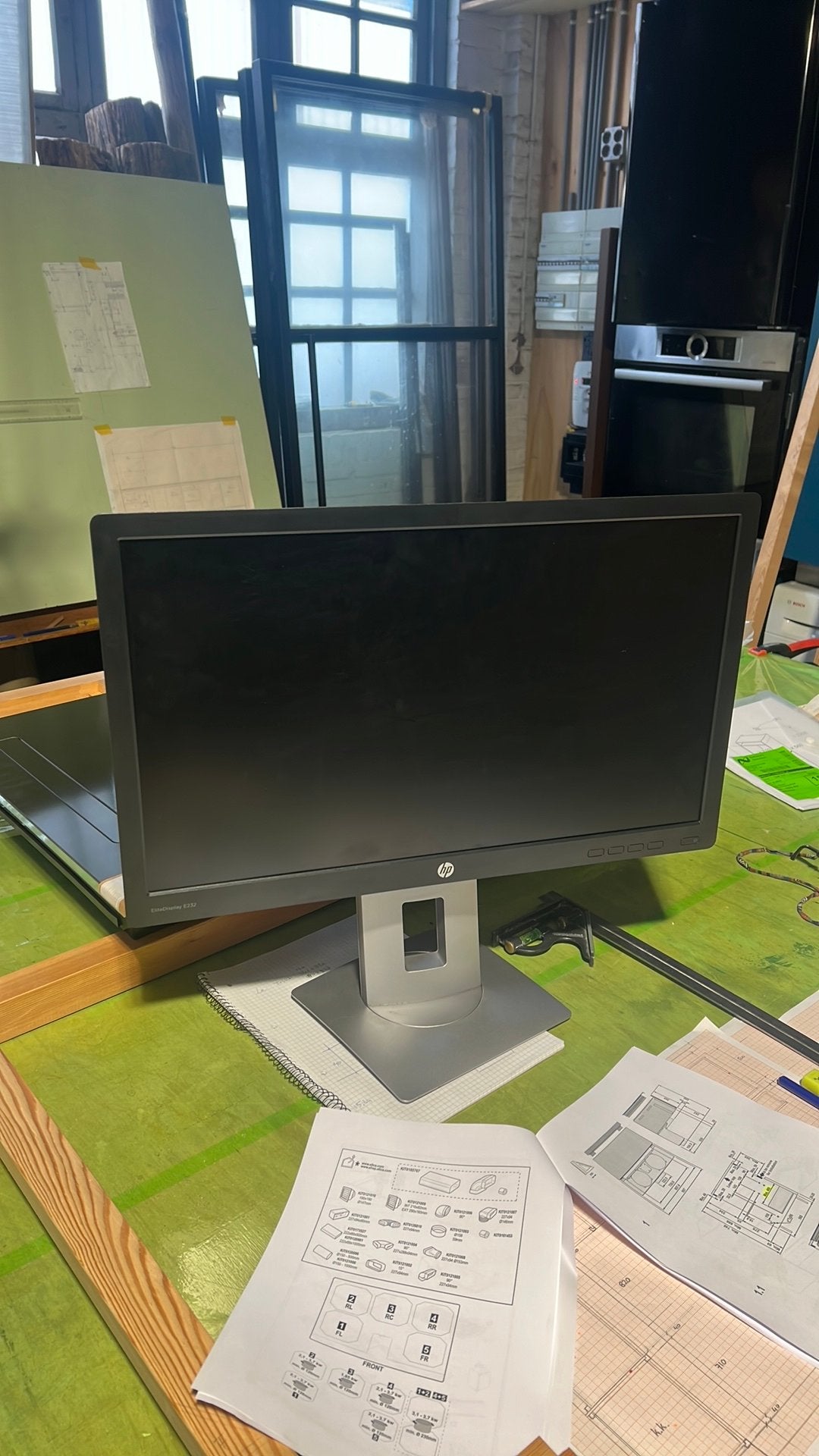 HP EliteDisplay E232 Monitor - Full HD, 23 inch, Computers en Software, Ophalen, HDMI, In hoogte verstelbaar, Full HD