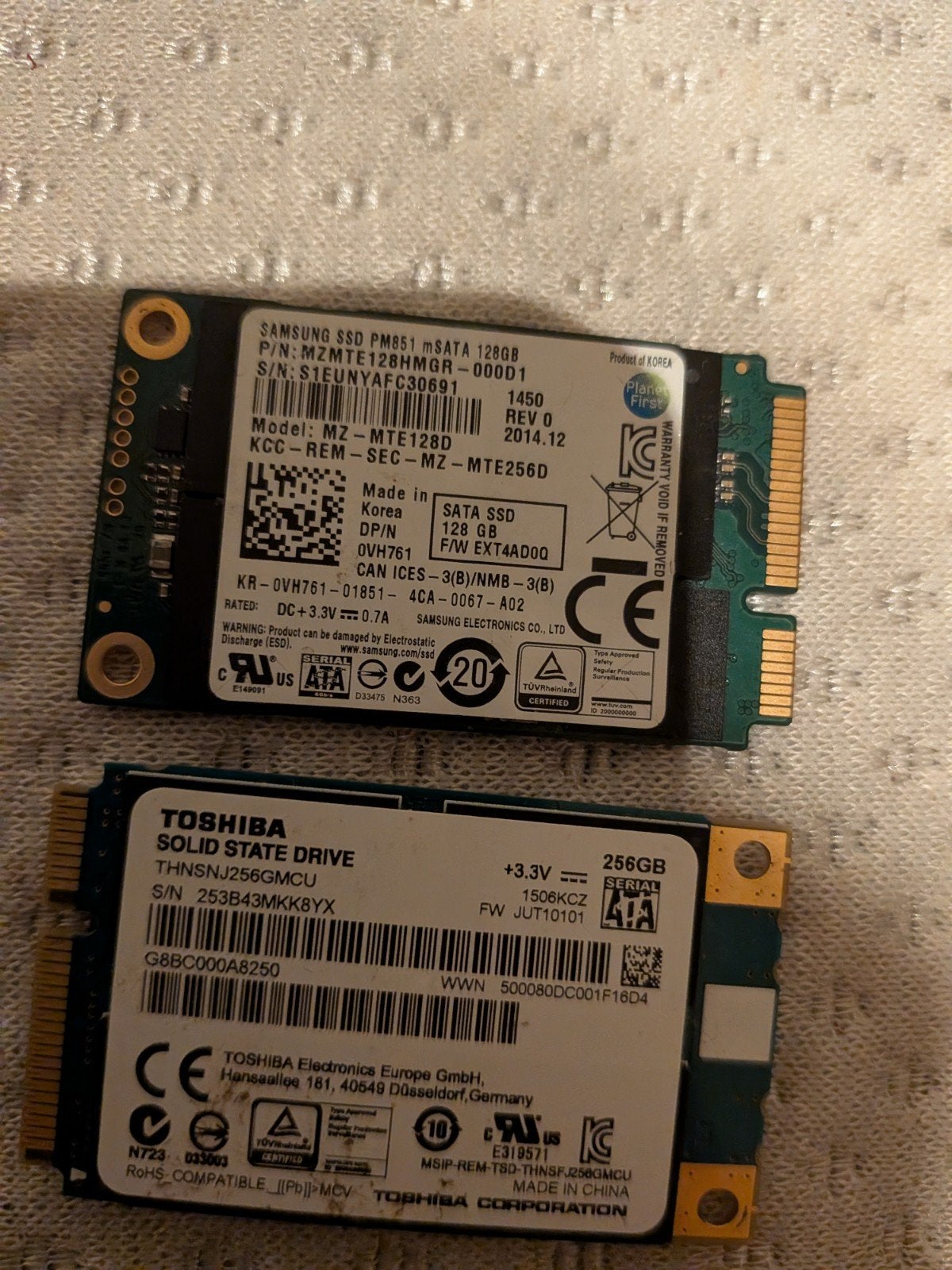 Samsung PM851 128GB mSATA SSD & Toshiba 256GB SSD, Ophalen, Intern, Gebruikt, Server