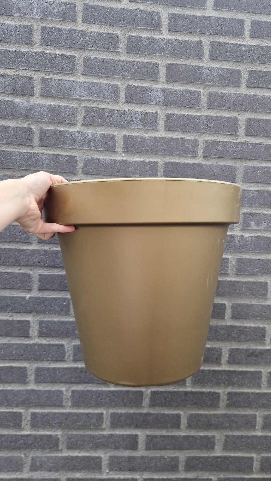 Grote gouden bloempot voor binnen of buiten, Ophalen, Kunststof, Gebruikt, 40 cm of meer
