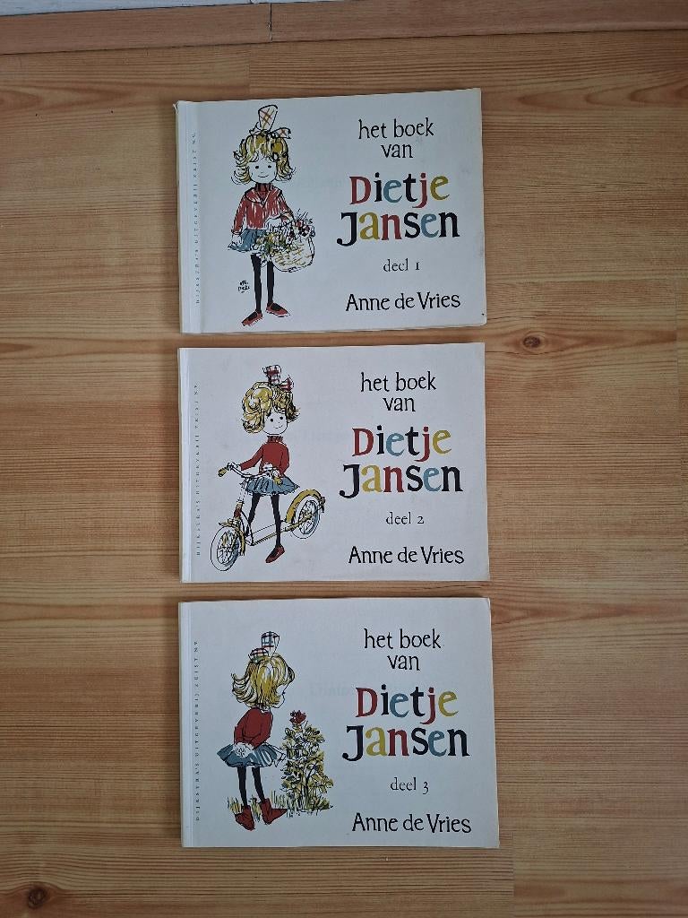 Kinderboek: Dietje Jansen deel 1 tm deel 3, Ophalen of Verzenden, Gelezen, Anne de Vries, Fictie algemeen