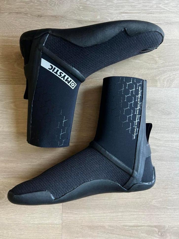 Nieuwe Mystic Surfschoenen - Maat 46, Watersport en Boten, Watersportkleding, Zeil- of Surfschoenen, ., Nieuw, Ophalen of Verzenden