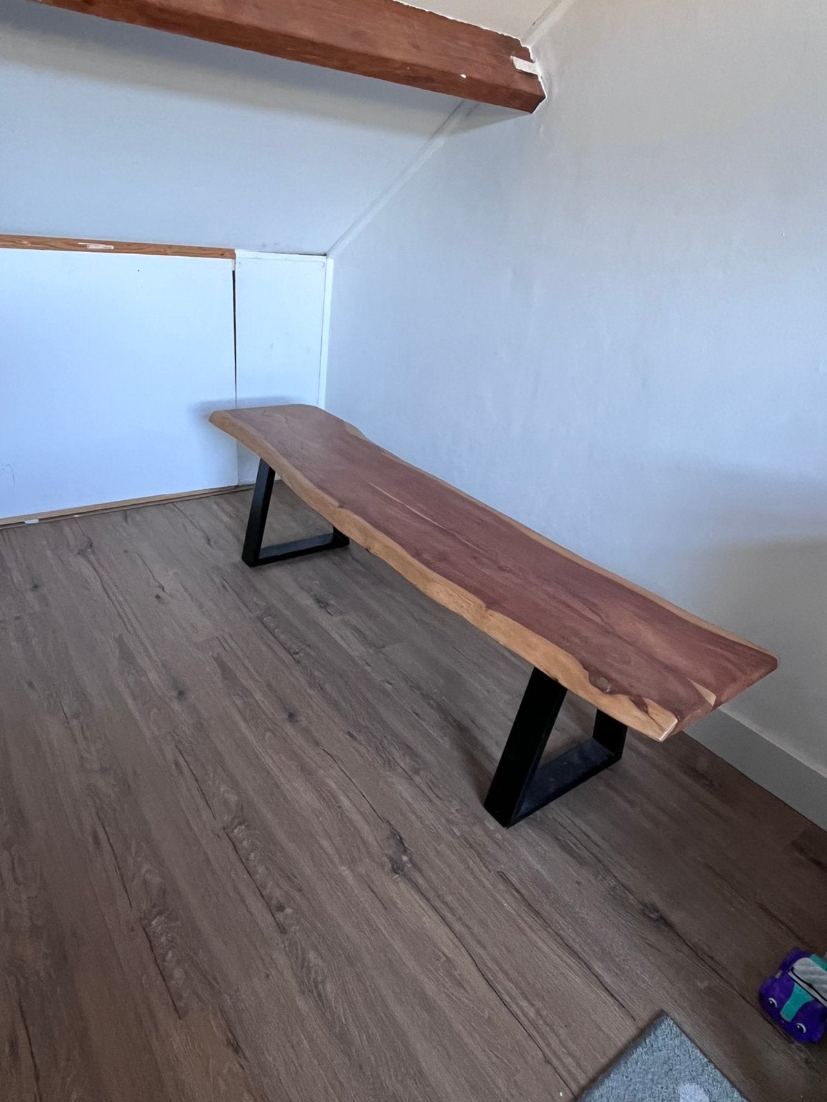 Massieve mango houten bank met zwarte metalen onderstel, Ophalen, Driepersoons, Zo goed als nieuw, Rechte bank