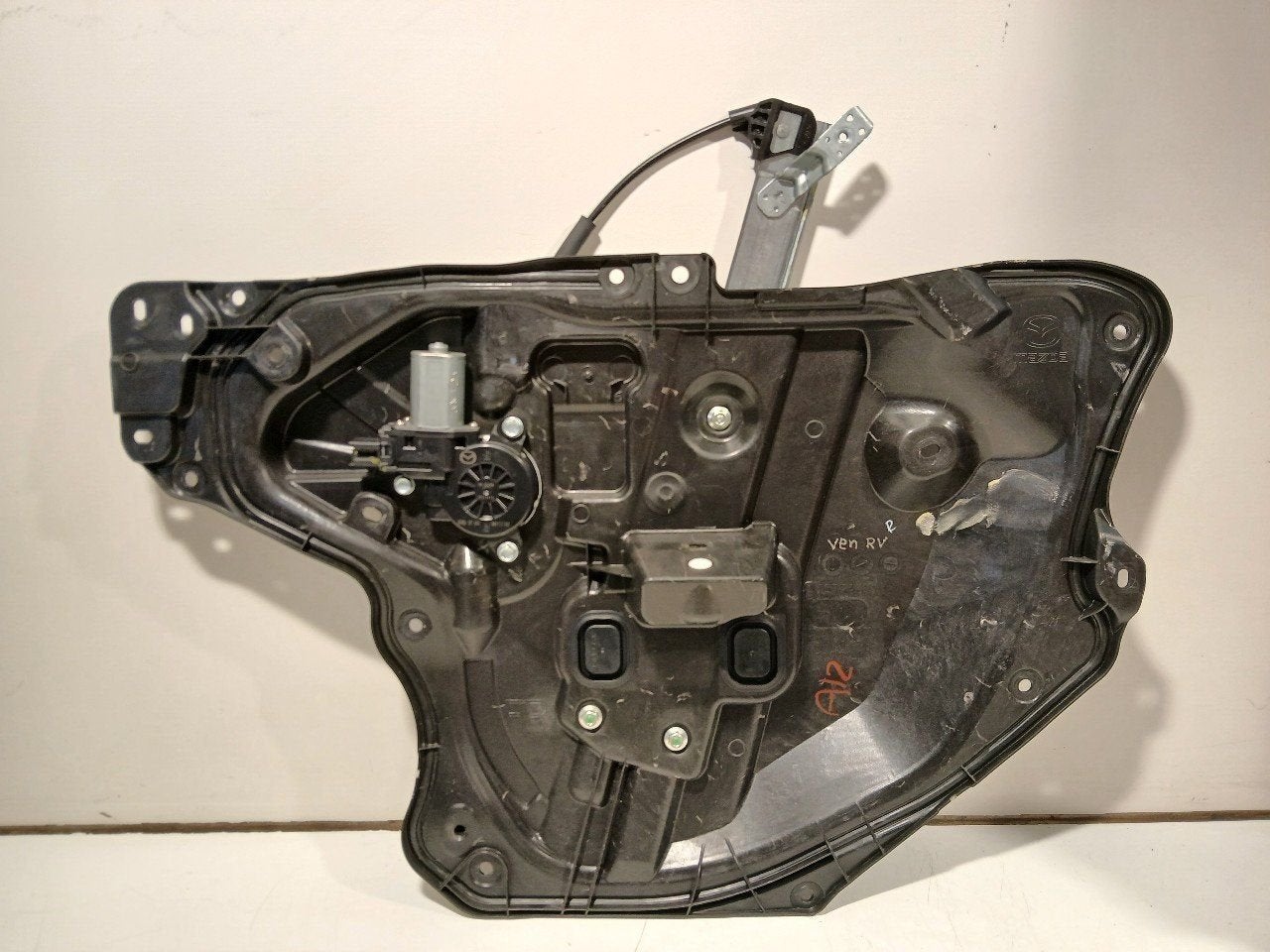 Raammechaniek elektrisch rechts voor Mazda 3 serie, Onderdelen@venauto.nl, Van der Ven Autorecycling B.V., Gebruikt, Ettenseweg 76, 4706 PB Roosendaal, The Netherlands