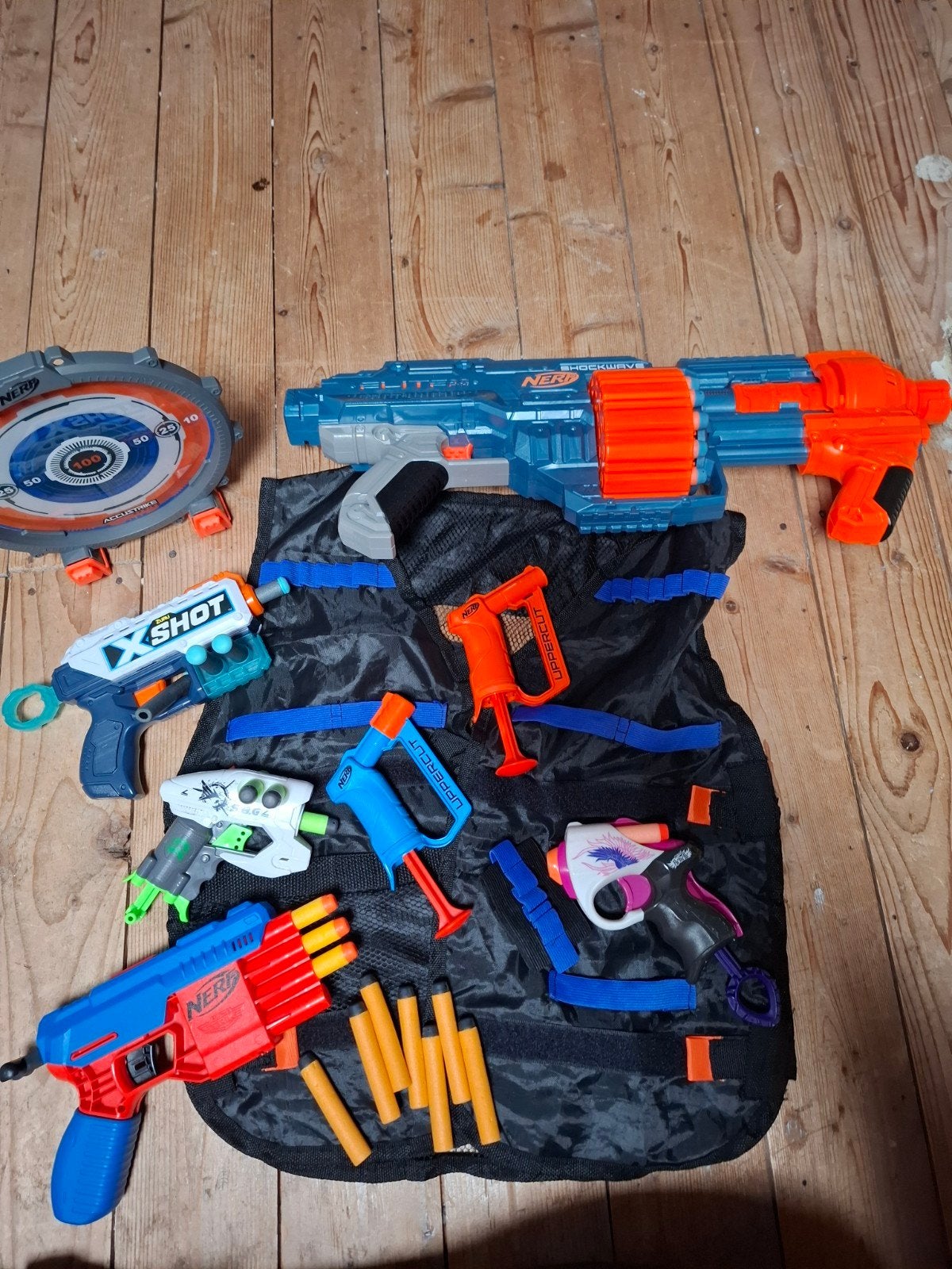 Groot Nerf pakket met diverse blasters en accessoires, Ophalen, Gebruikt, Jongen of Meisje