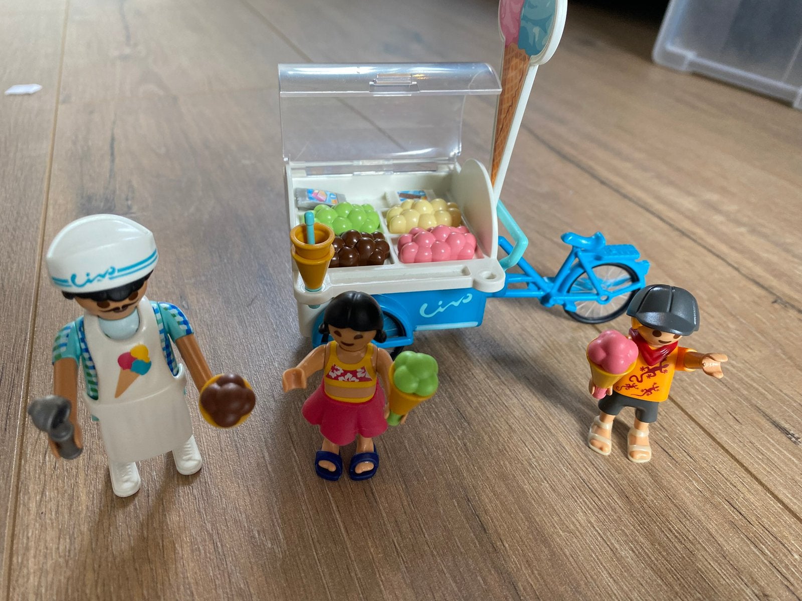 Playmobil ijsco kraam, Ophalen of Verzenden, Zo goed als nieuw