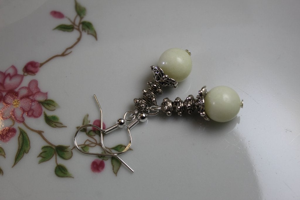 Jade oorbellen - Lichte edelsteen, Overige materialen, Hangers, Nieuw, Ophalen of Verzenden
