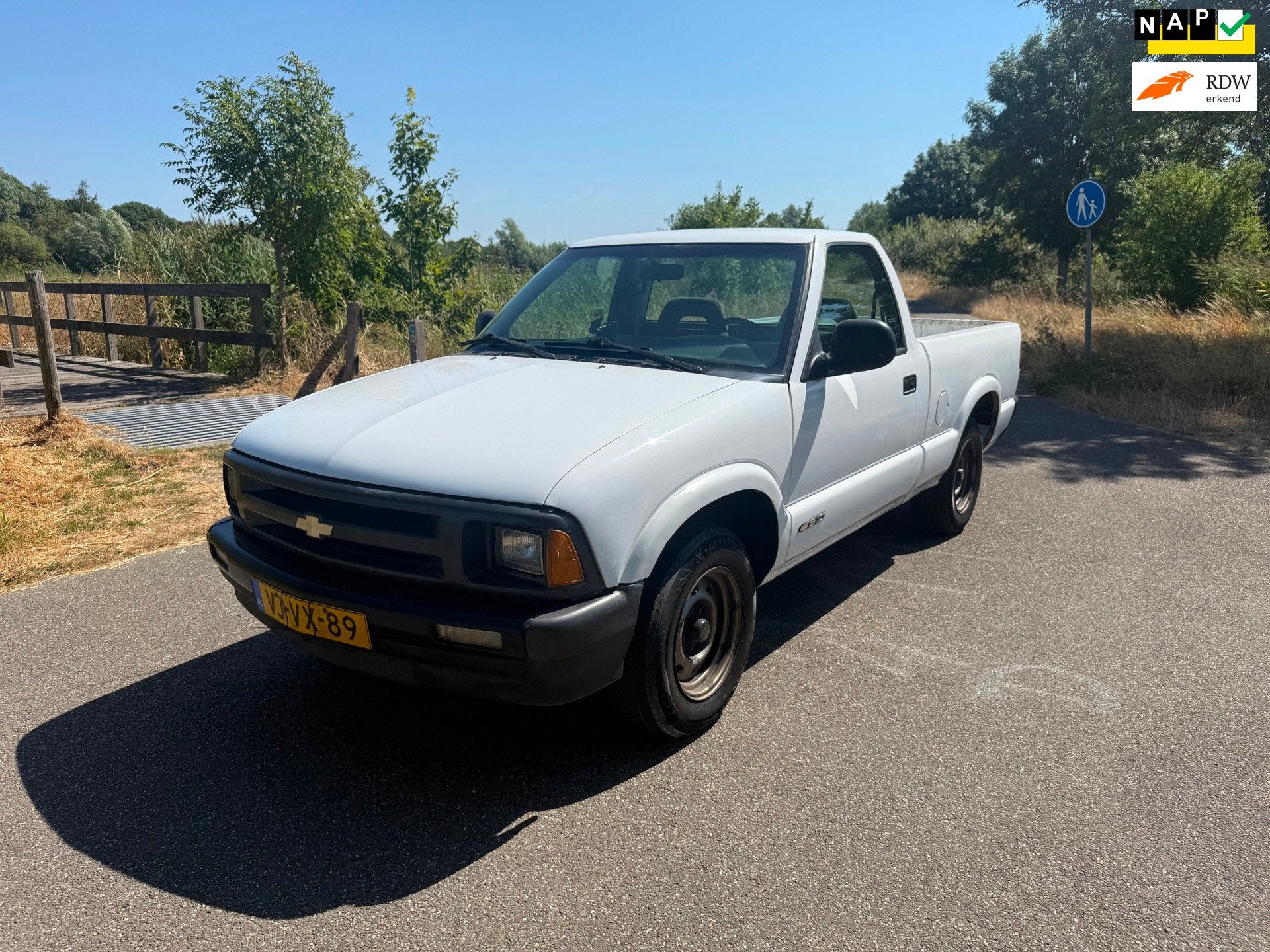 Chevrolet Pick-up S-10 S10 Benzine 2.2 Enkel Cabine, Auto's, Achterwielaandrijving, 4 cilinders, Radio, Origineel Nederlands