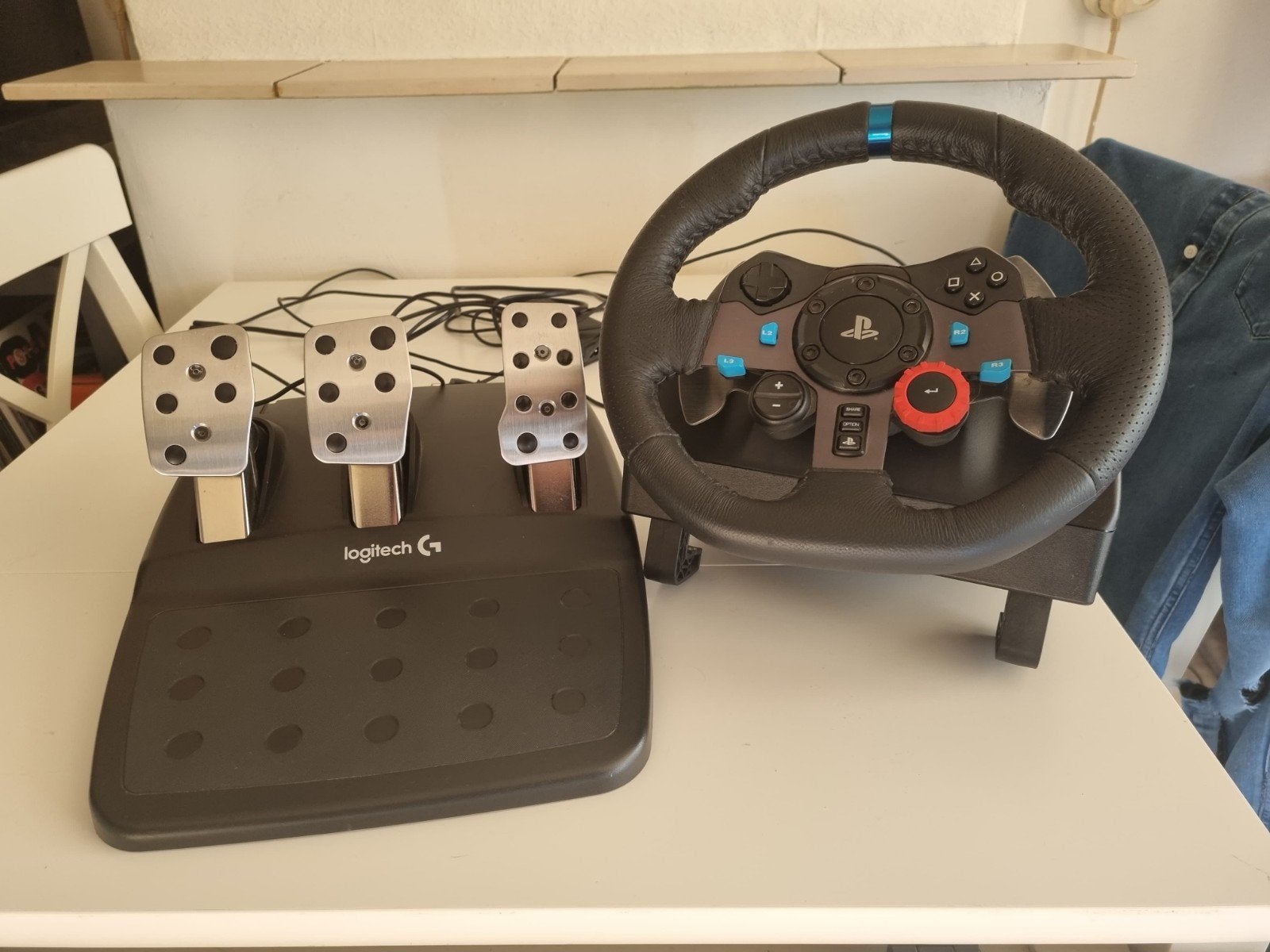 Logitech G29 Driving Force racestuur met pedalen en shifter, Ophalen, Racestuur, Force feedback, Zo goed als nieuw