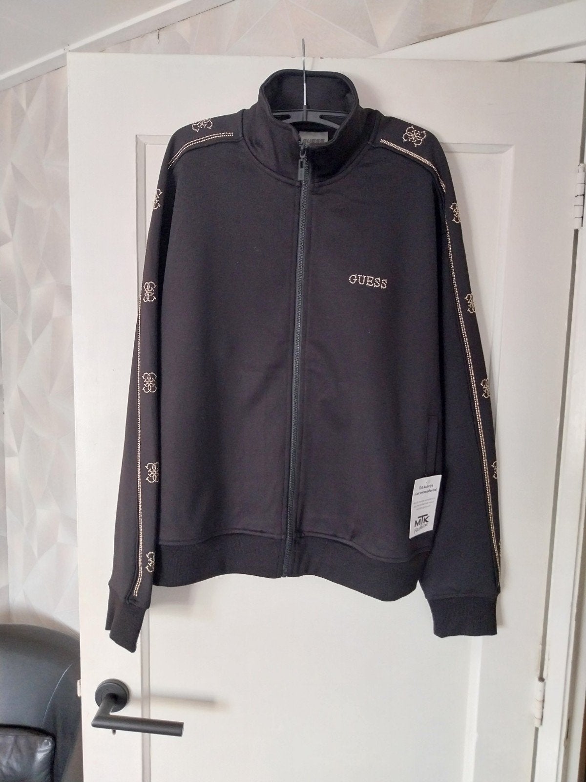Guess trainingsjasje xl, Ophalen of Verzenden, Nieuw, Maat 46/48 (XL) of groter, Zwart