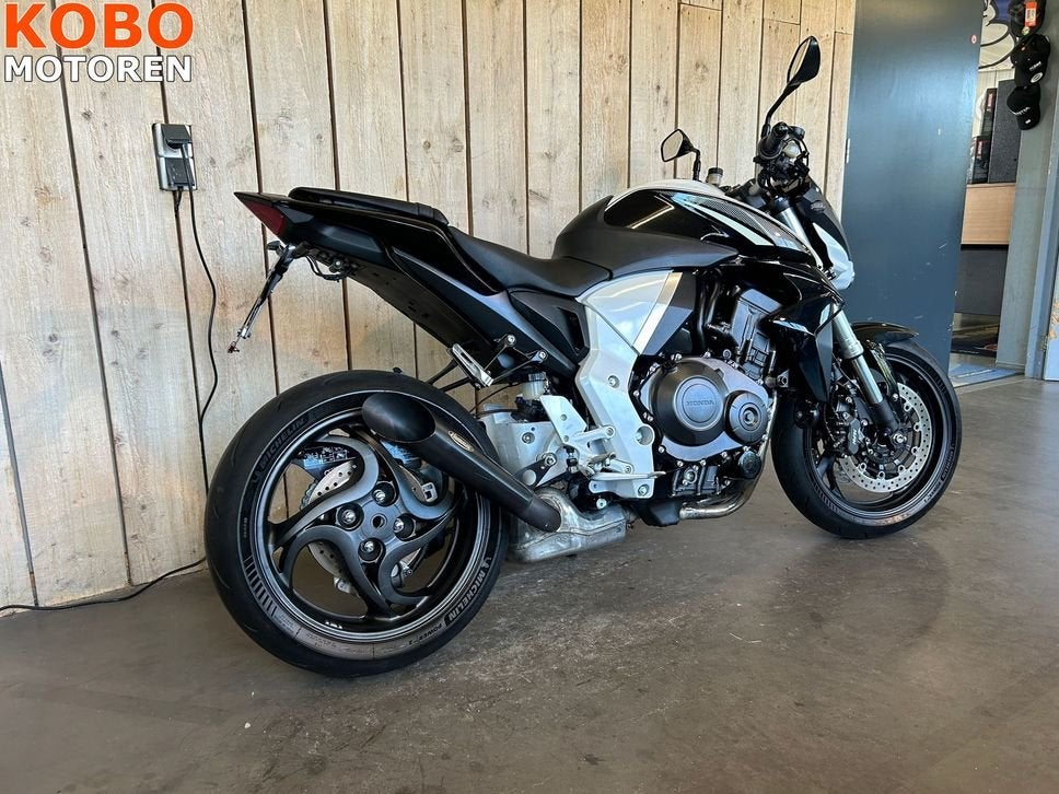 Honda CB 1000 R ABS (bj 2015), Motoren, HONDA, 4 cilinders, Motorrijbewijs A, Bedrijf