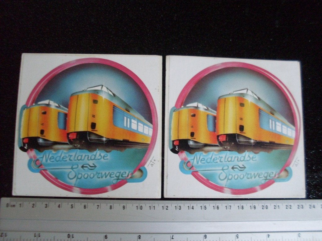 2x sticker nederlandse spoorwegen logo NS treinen, Verzamelen, Verzenden, Zo goed als nieuw, Bedrijf of Vereniging