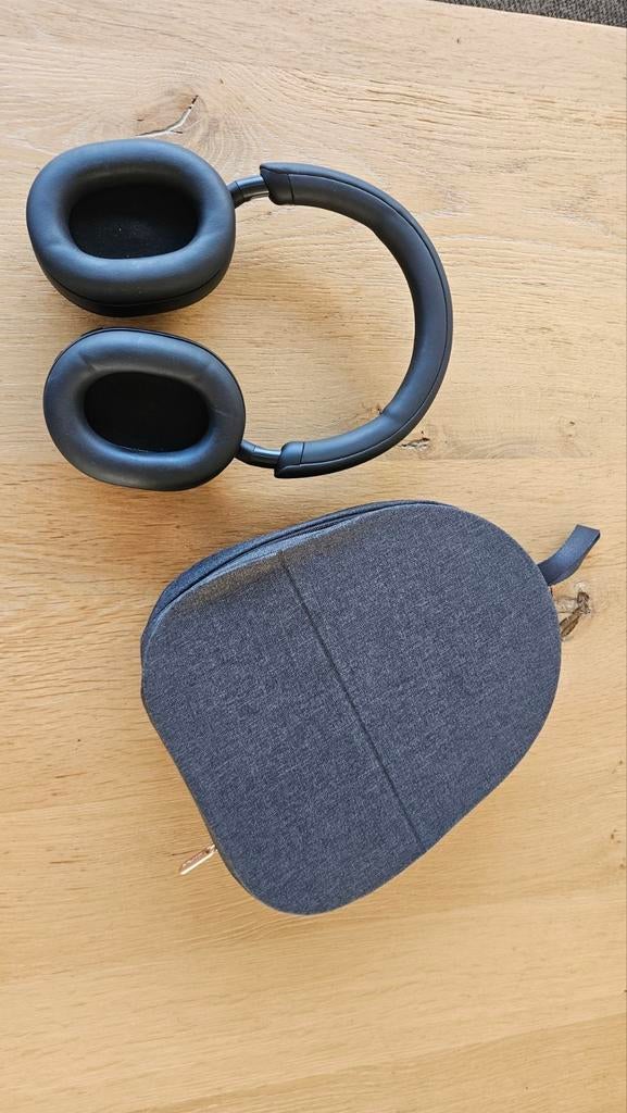 Sony WH-1000XM5