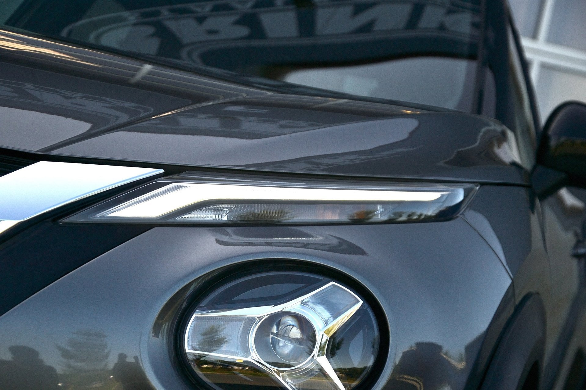 Foto 6 van Nissan Juke 1.0 DIG-T Tekna Automaat | Navigatie | Stoelverw