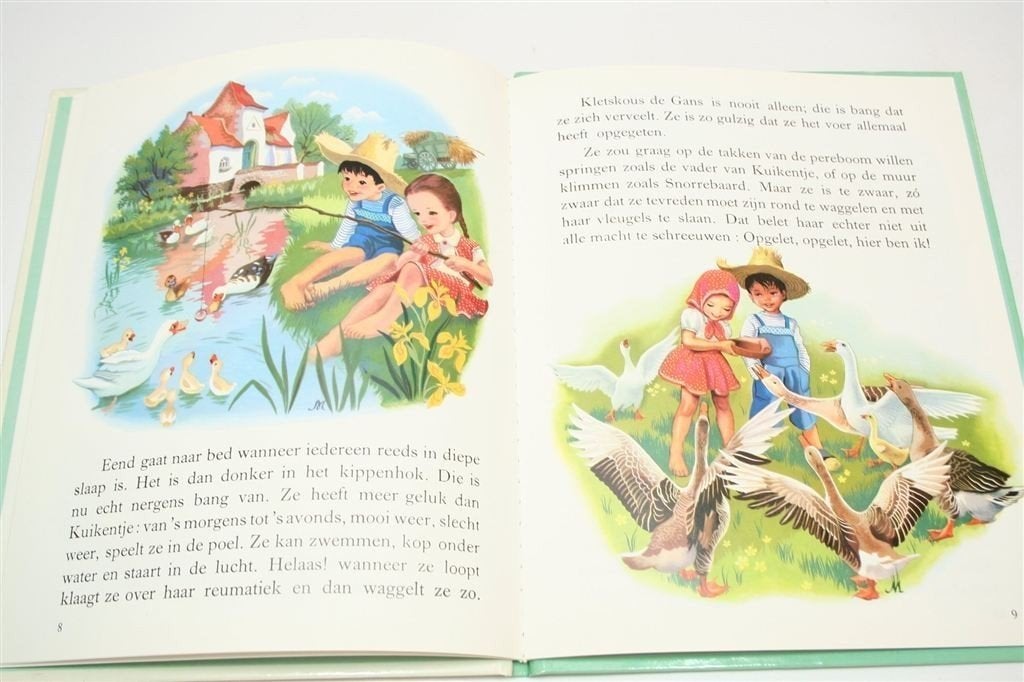 Tiny Op De Boerderij — Nostalgisch Prentenboek 1975, Ophalen of Verzenden, Gelezen