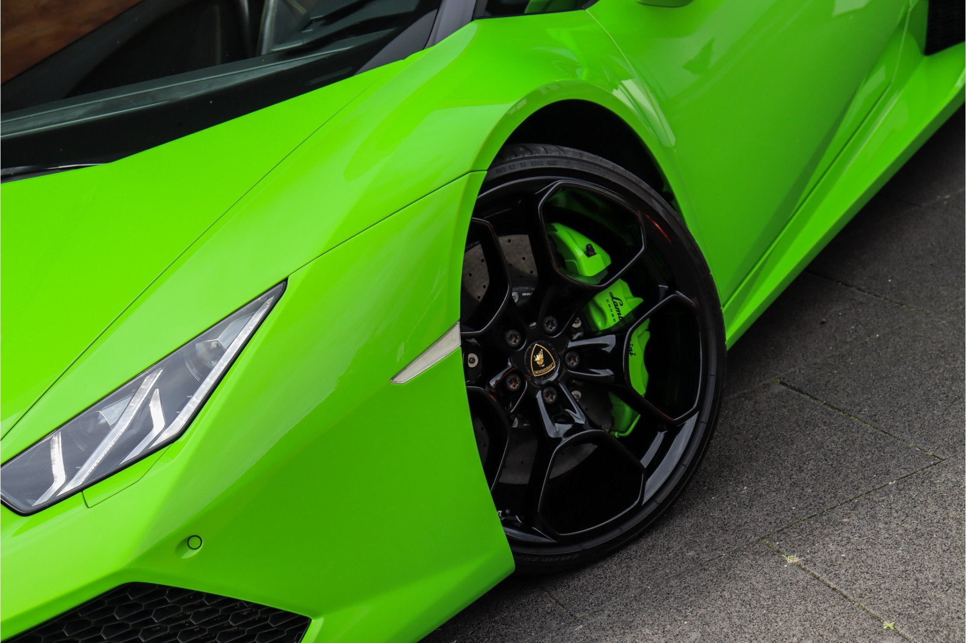 Lamborghini Huracan Spyder 5.2 V10 LP610-4 BTW! *Keramisch/L, Automaat, Dealer onderhouden, Zwart, 5204 cc
