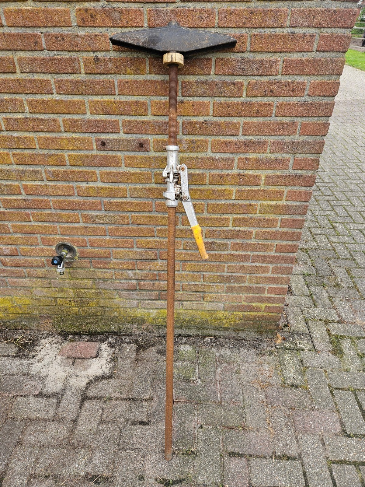 Vee verlosser. Werkt zoals het hoort., Ophalen, Gebruikt