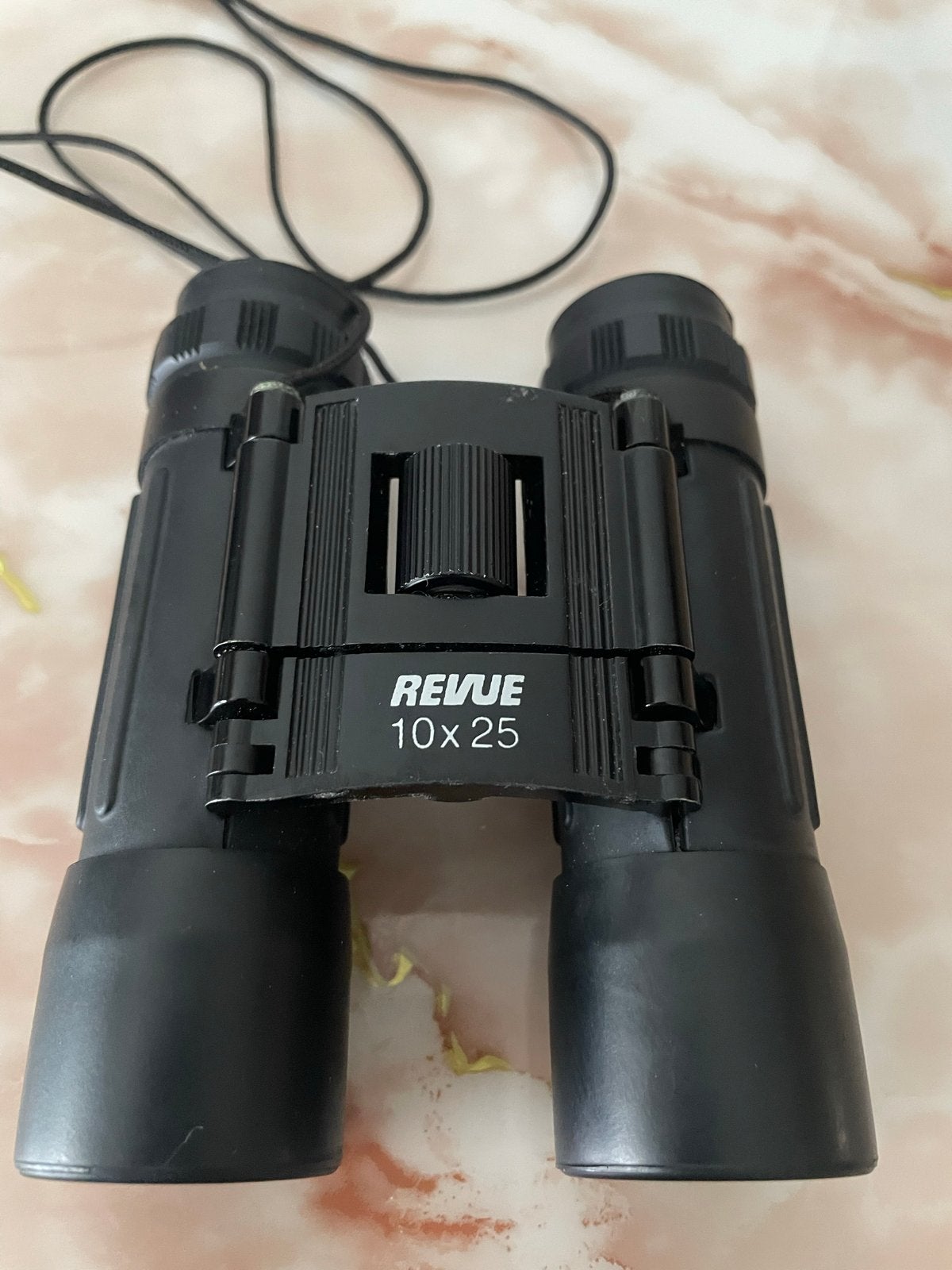 Revue 10x25 Verrekijker met hoes, Verzenden, Dakkant (recht), Zo goed als nieuw, 8 tot 12x