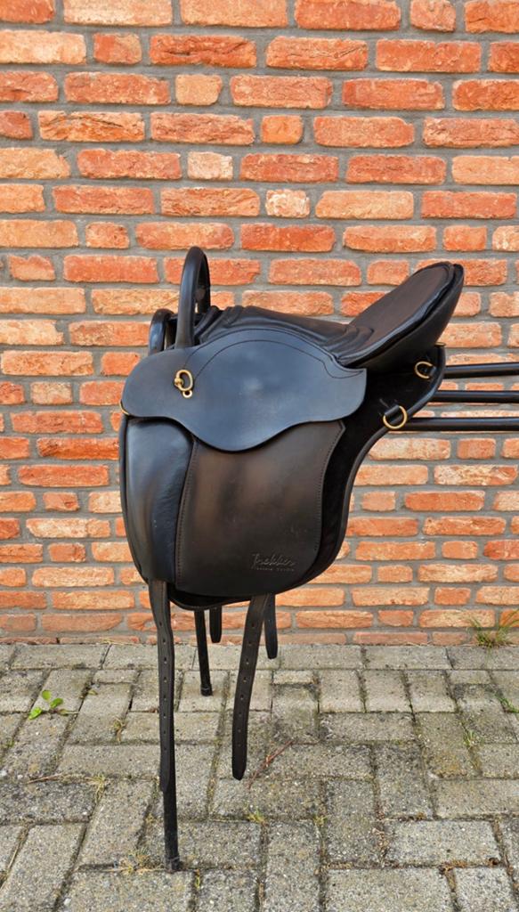 Trekker Luxus boomloos & Eques Champion Ijslander zadel, Ophalen of Verzenden, Zo goed als nieuw, Western