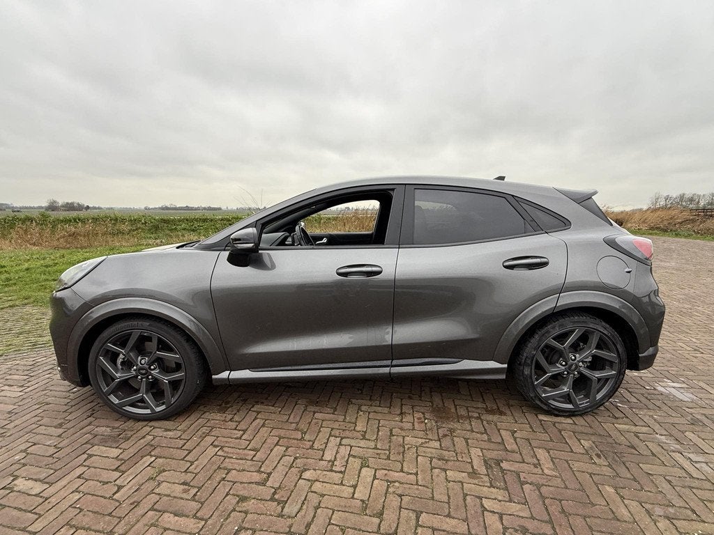 Ford Puma 1.5 EcoBoost ST I 200 PK I RECARO SPORTSTOELEN I W, Voorwielaandrijving, Leder en Stof, Bedrijf, Handgeschakeld
