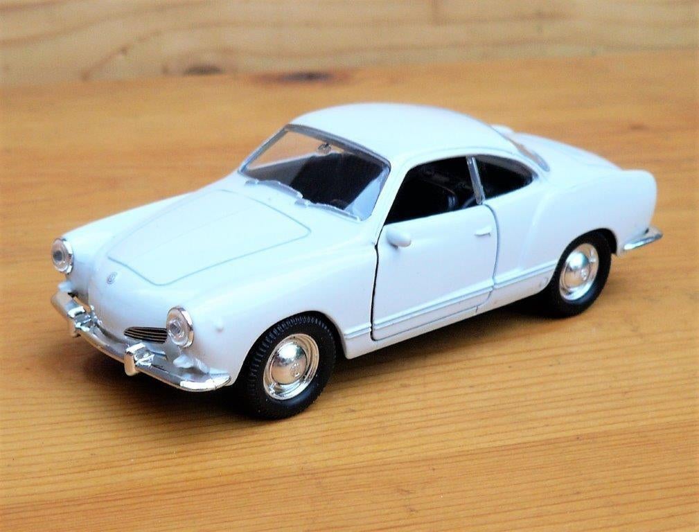 Welly, Volkswagen karmann ghia. Wit. 1/38, Hobby en Vrije tijd, Modelauto's | 1:43, Ophalen of Verzenden, Nieuw, Auto, Overige merken