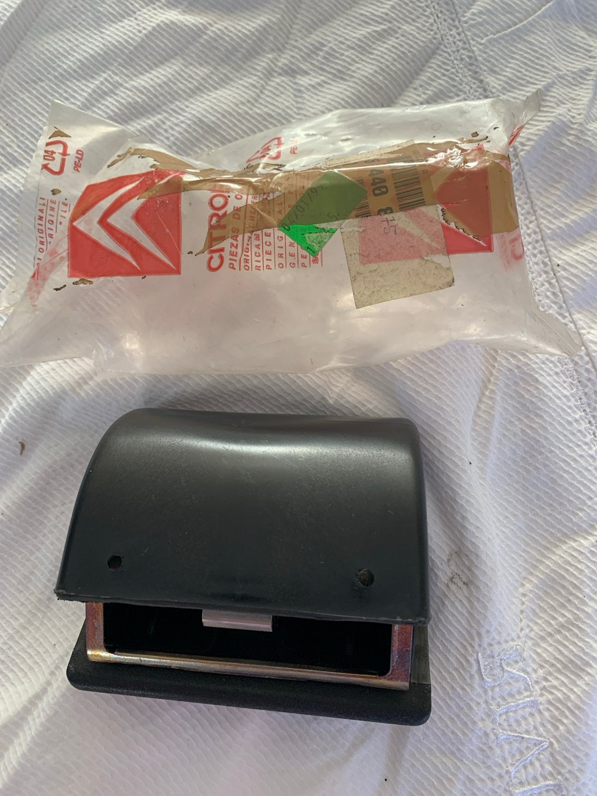 Originele asbak voor Citroën 2CV - Nieuw in verpakking, Auto-onderdelen, Ophalen of Verzenden, Nieuw, Citroën
