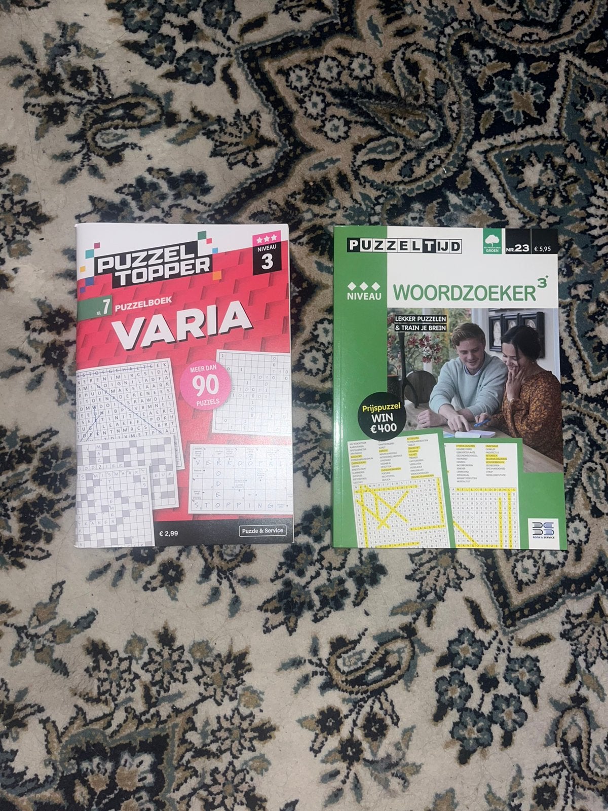2 puzzelboeken – Woordzoeker & Varia – niveau 3, Ophalen of Verzenden, Zo goed als nieuw, Overige onderwerpen