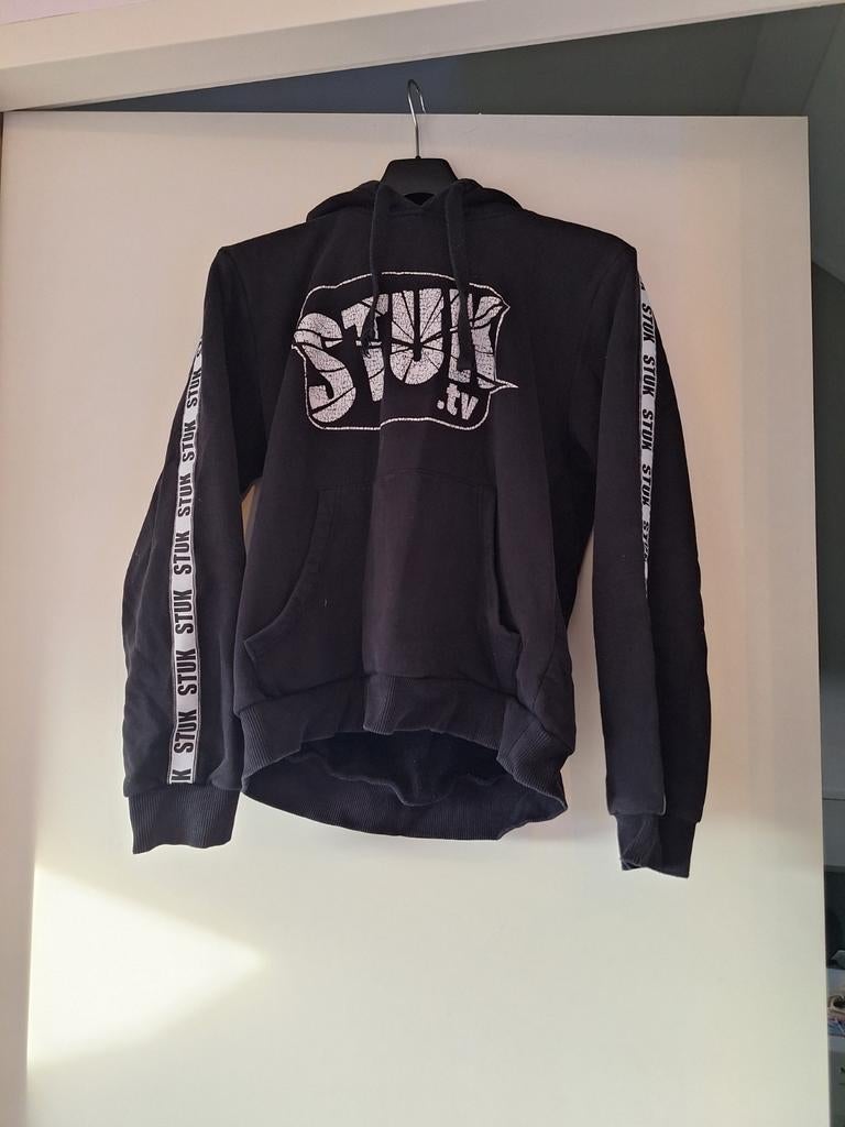 Officiële Stuktv hoodie, Maat M, Maat 38/40 (M), Zwart, Stuktv, Ophalen of Verzenden