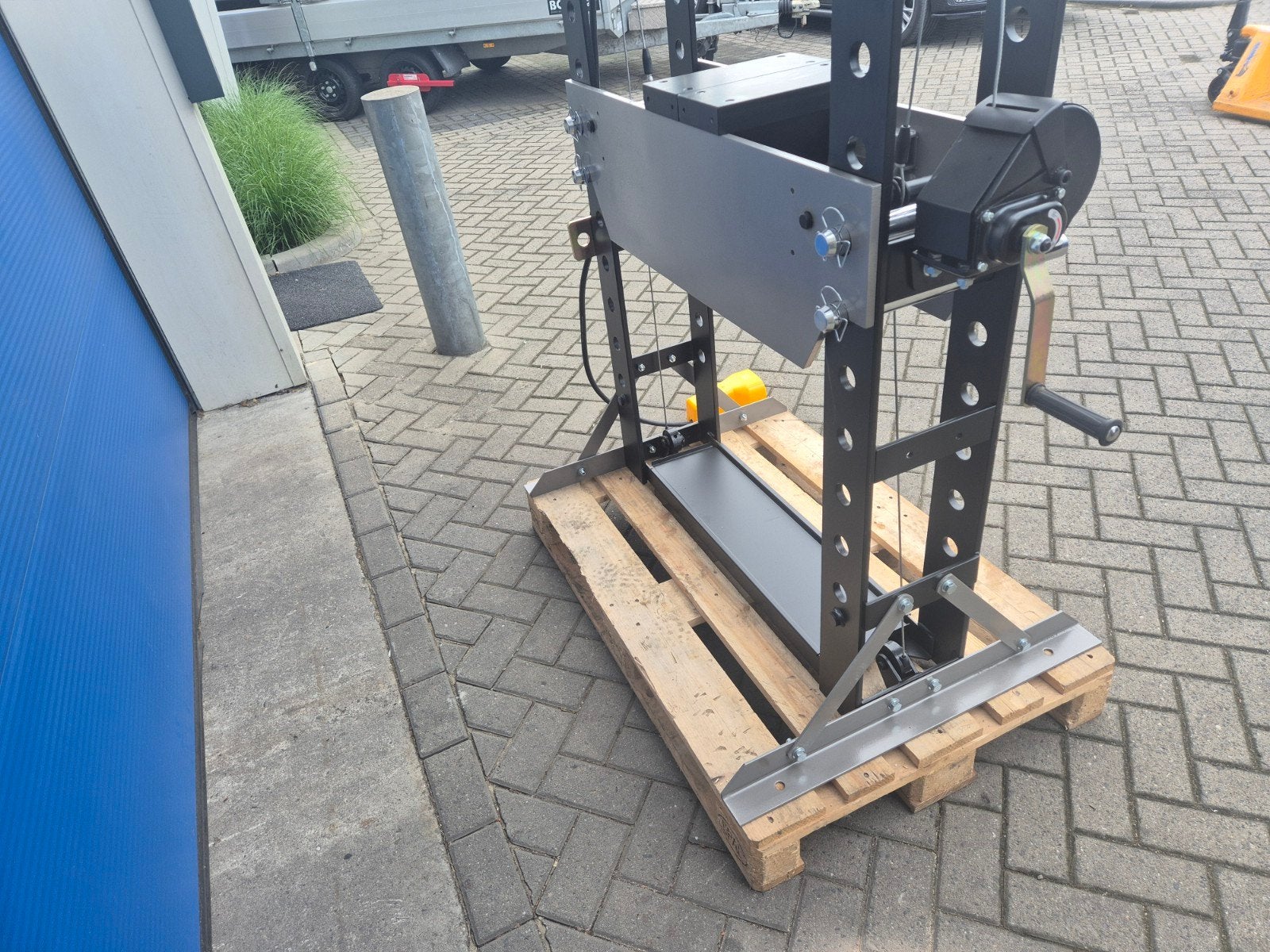 Foto 7 van RODCRAFT Werkplaatspers Hydro-pneumatisch 75 TON NU ACTIE!