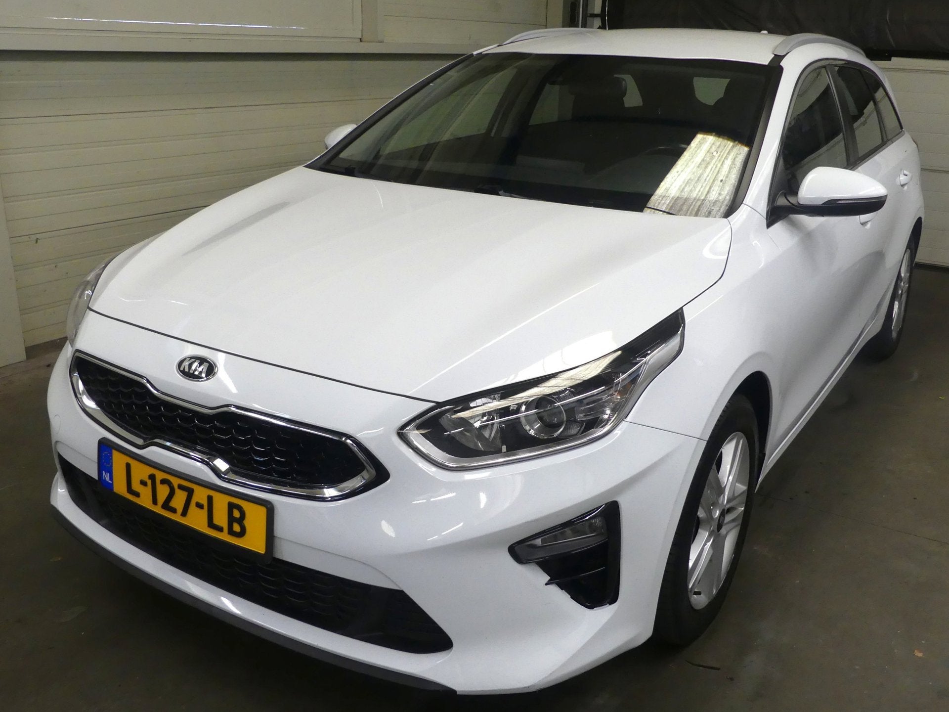 Kia Ceed Sportswagon 1.0 T-GDi DynamicLine - Cruise Control, Voorwielaandrijving, Gebruikt, Automatische klimaatregeling, Leder en Stof