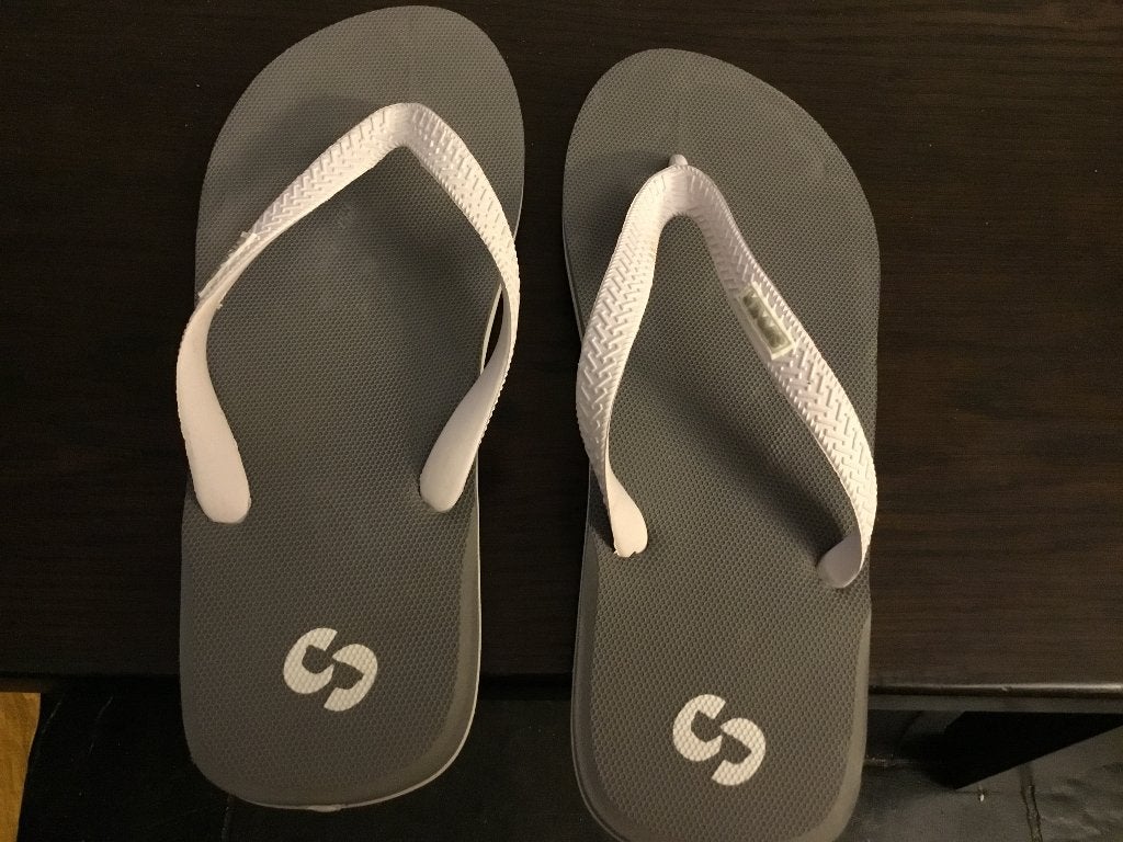 Nieuwe teenslippers van sinner. Maat 44, Slippers, Nieuw, Ophalen of Verzenden, Sinner