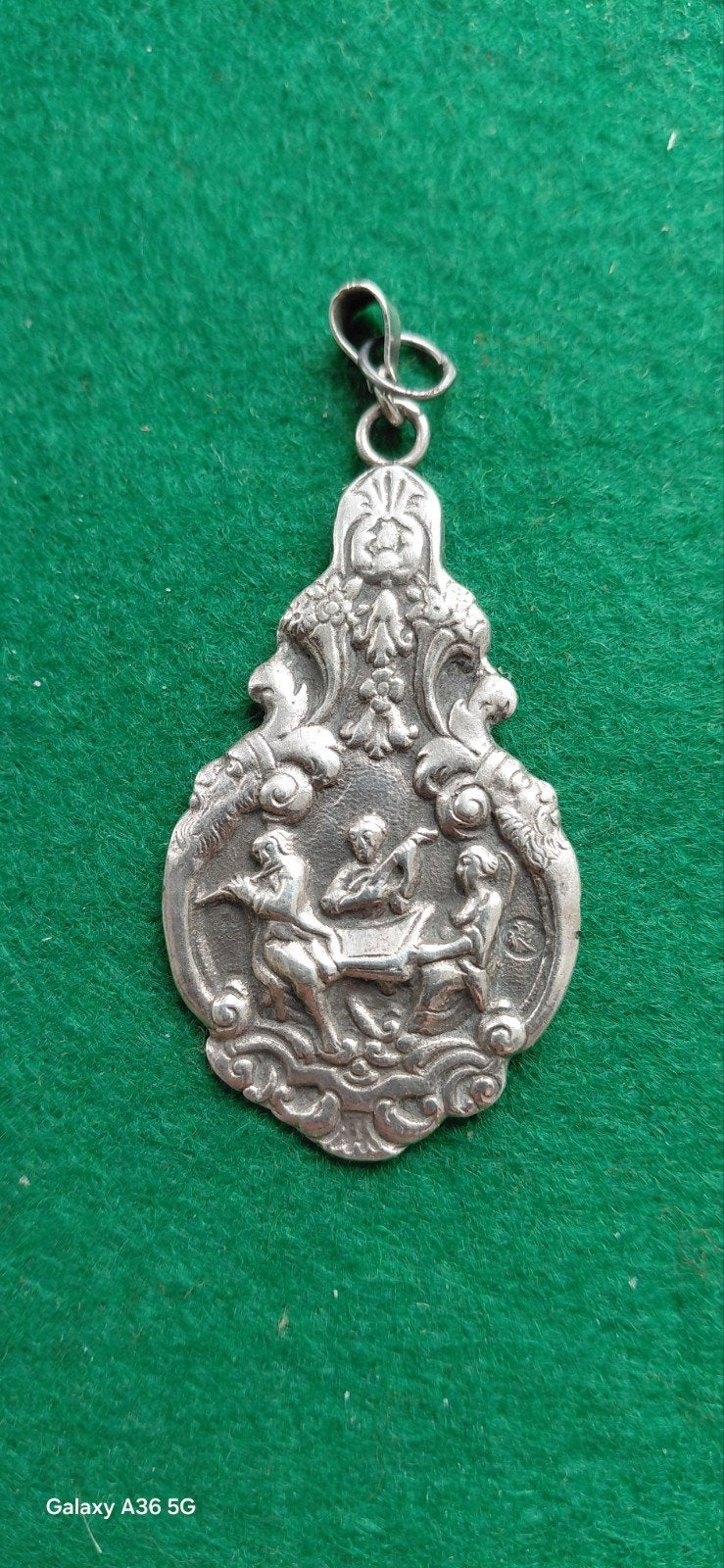 antieke zilveren hanger,ev met ketting 18 gram, Ophalen of Verzenden
