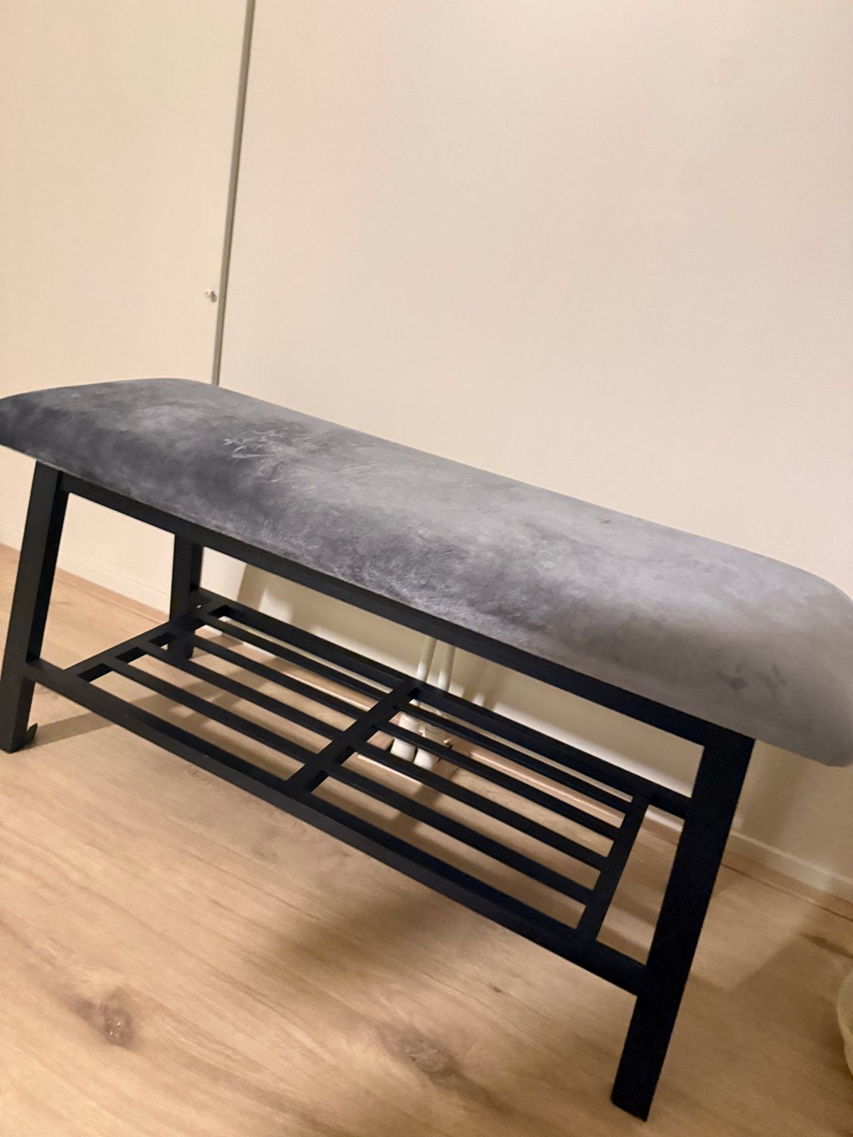 Stijlvol Bankje met Opbergruimte - Grijs Fluweel & Zwart Met, Ophalen, Minder dan 75 cm, 150 tot 200 cm, Tweepersoons