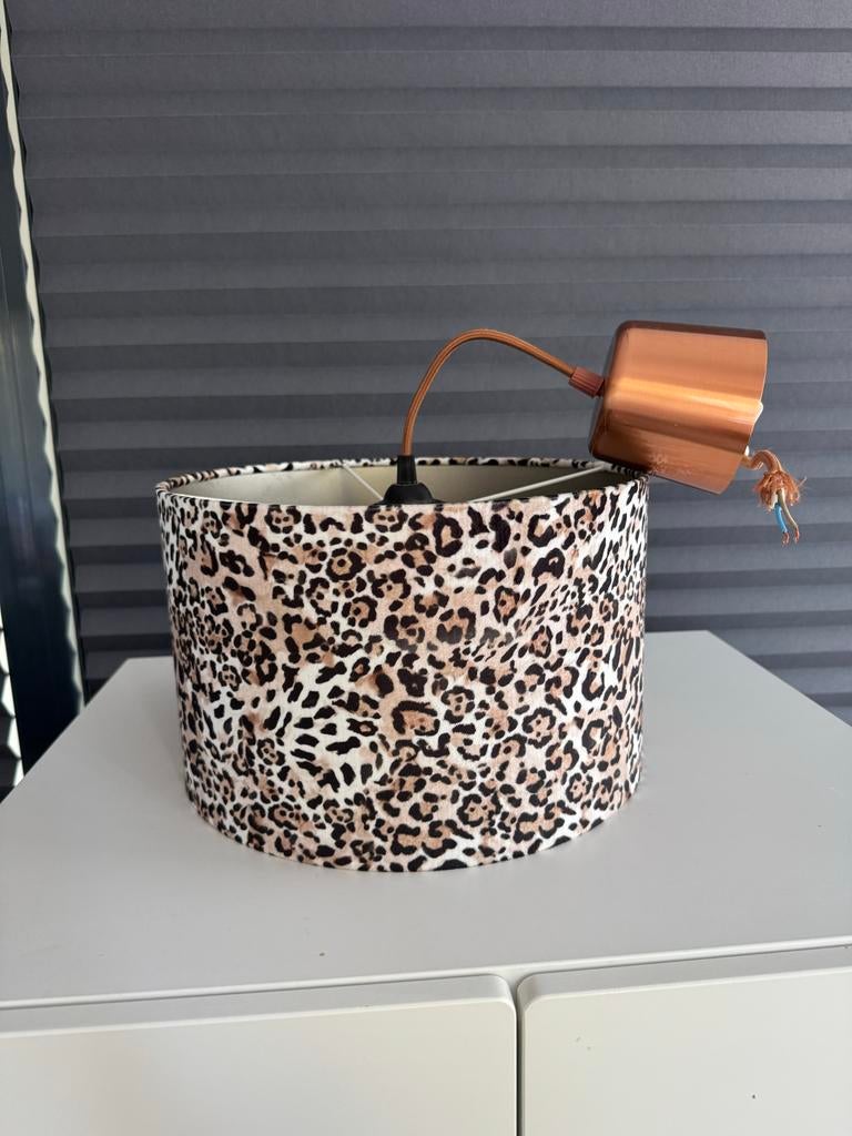 Leopard print lampenkap met koperen fitting, Ophalen, Rond, Zo goed als nieuw, Bruin