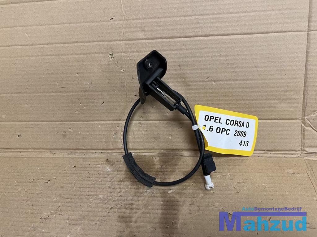 OPEL CORSA D Tankklep vergrendeling 2005-2014, Gebruikt, Opel Automobile GmbH, Ophalen of Verzenden, Kontakt@opel-infoservice.de