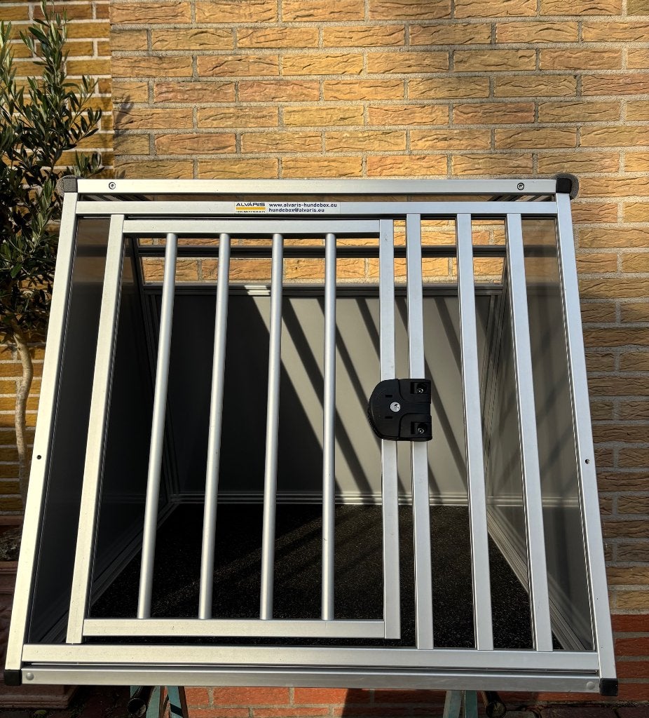 Auto Bench 72 cm Middelgrote Hond Z.G.A.N, Ophalen, Zo goed als nieuw