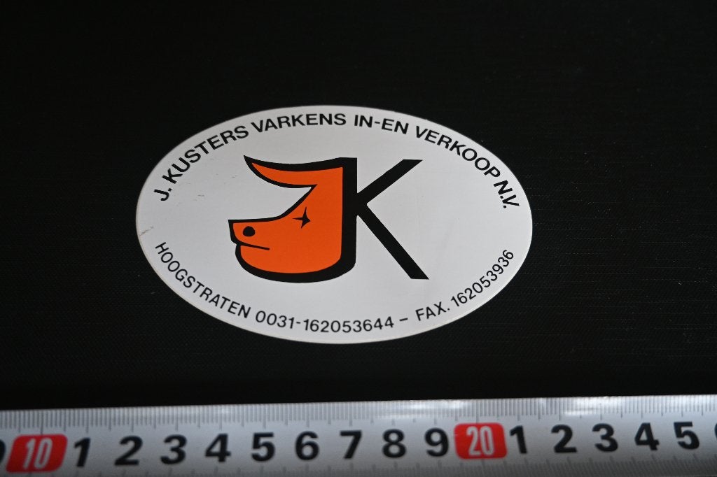 sticker Hoogstraten J. KUSTERS Varkens in- en verkoop nv, Ophalen, Zo goed als nieuw