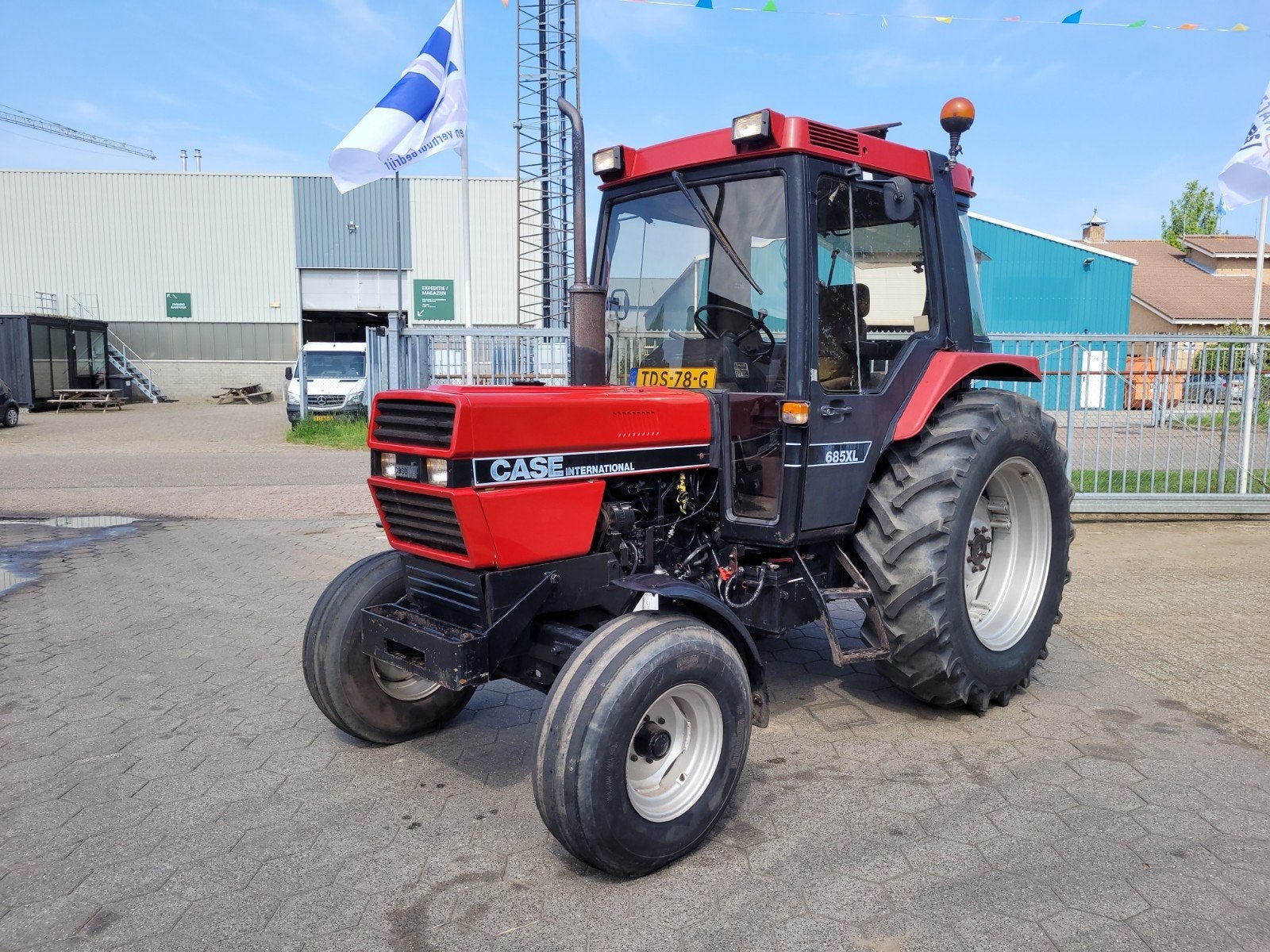 Case international 685xl 2wd marge met kenteken., Ophalen of Verzenden, Gebruikt, Tot 80 Pk, Case IH