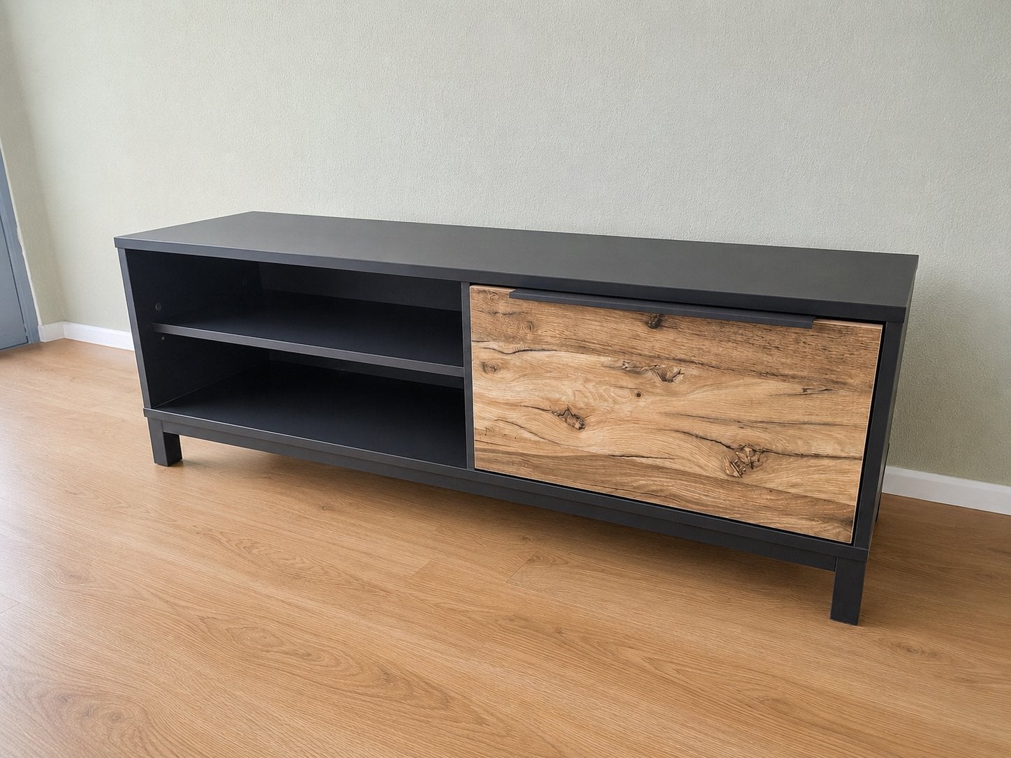 TV-meubel met houtlook front (128x48x43cm), Ophalen, 100 tot 150 cm, Zo goed als nieuw, Minder dan 100 cm