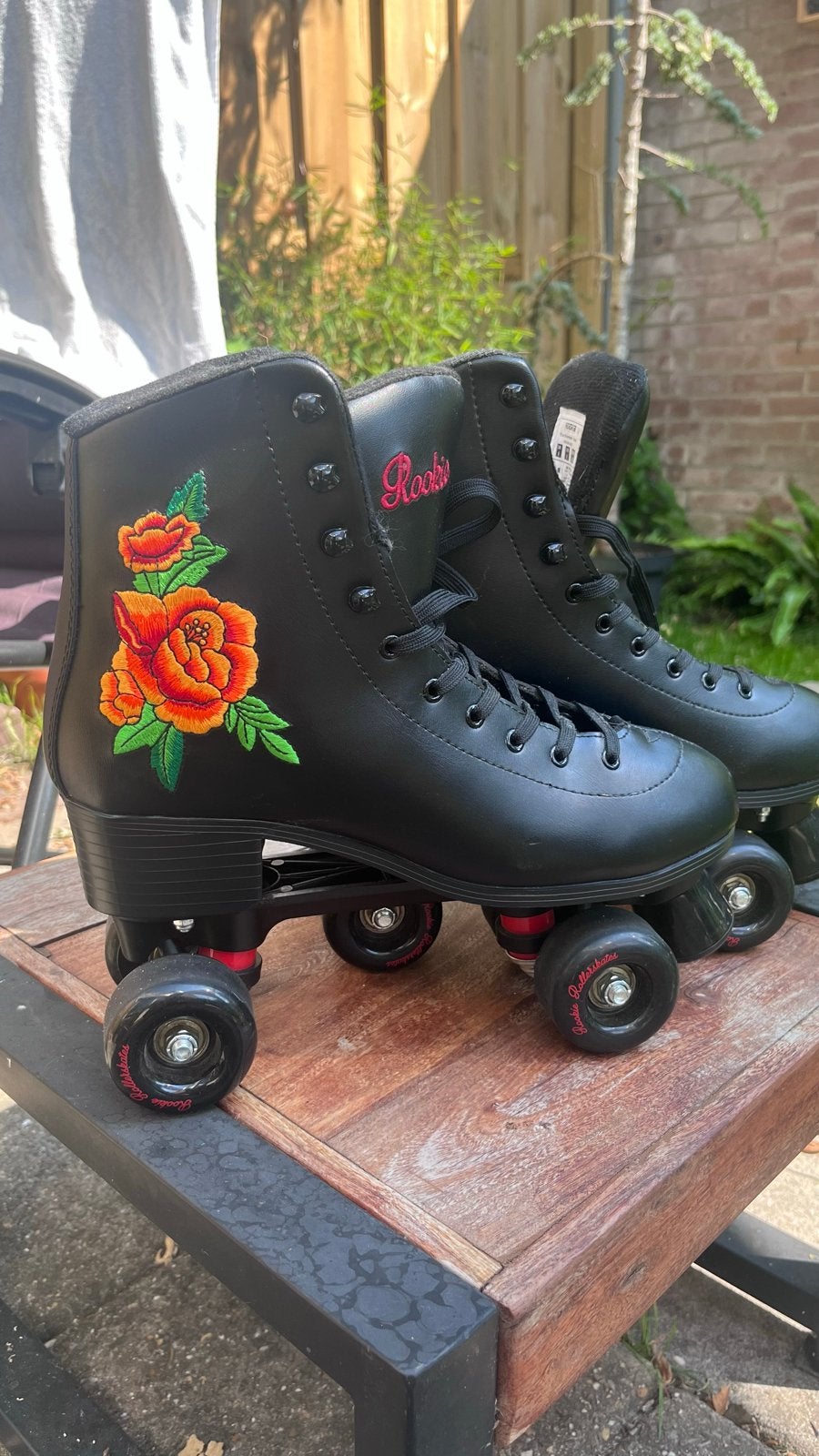 Rookie Rosa Quad Roller Skates - Zwart met Bloemen, Ophalen of Verzenden, Zo goed als nieuw, Overige typen, Overige merken