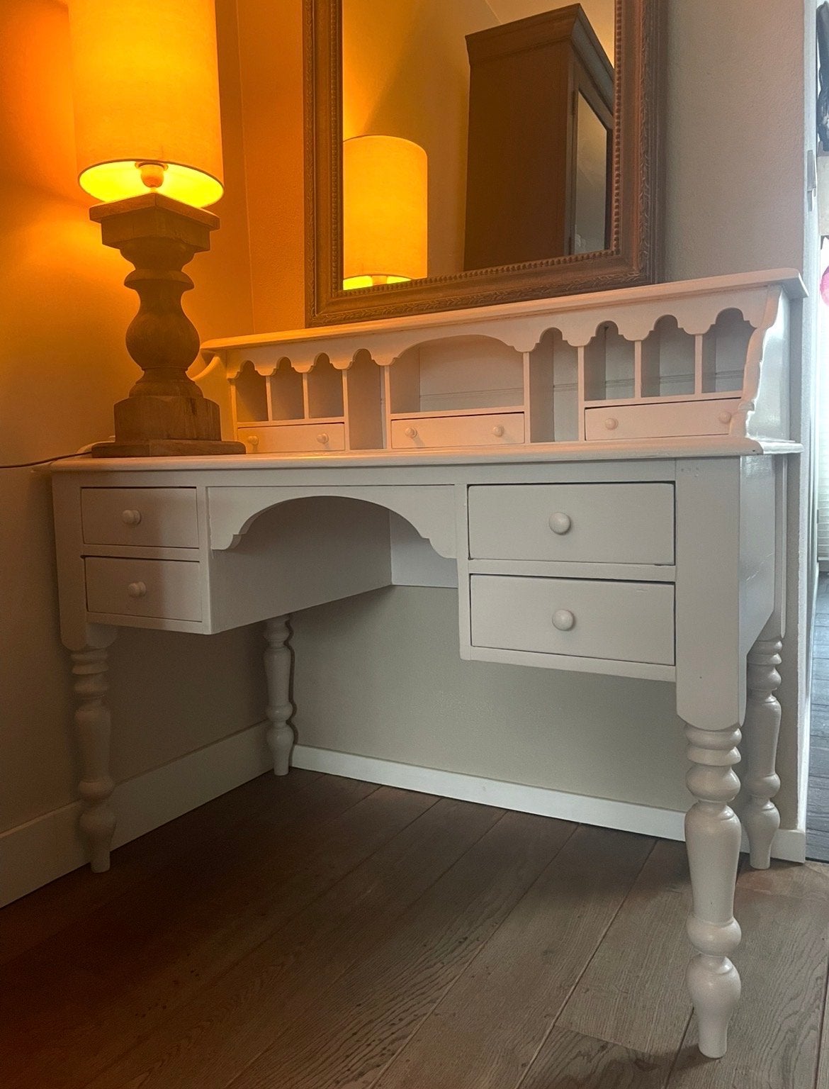 Houten Secretaire Bureau - Mat Wit met Sierlijke Afwerking, Ophalen, Secretaire, Zo goed als nieuw, Overige merken