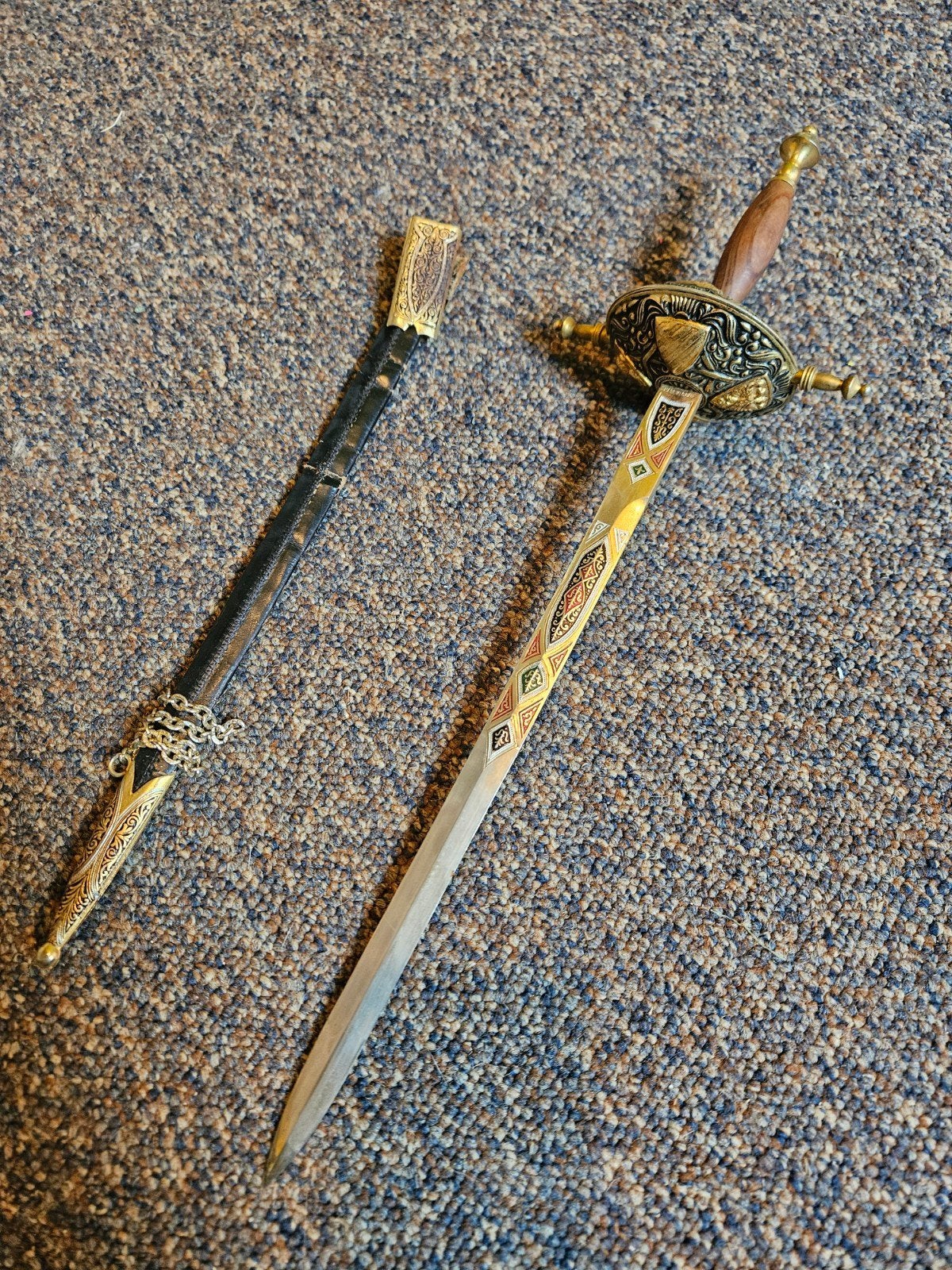 Decoratieve dolk met schede - Antieke stijl, Ophalen of Verzenden, Gebruikt
