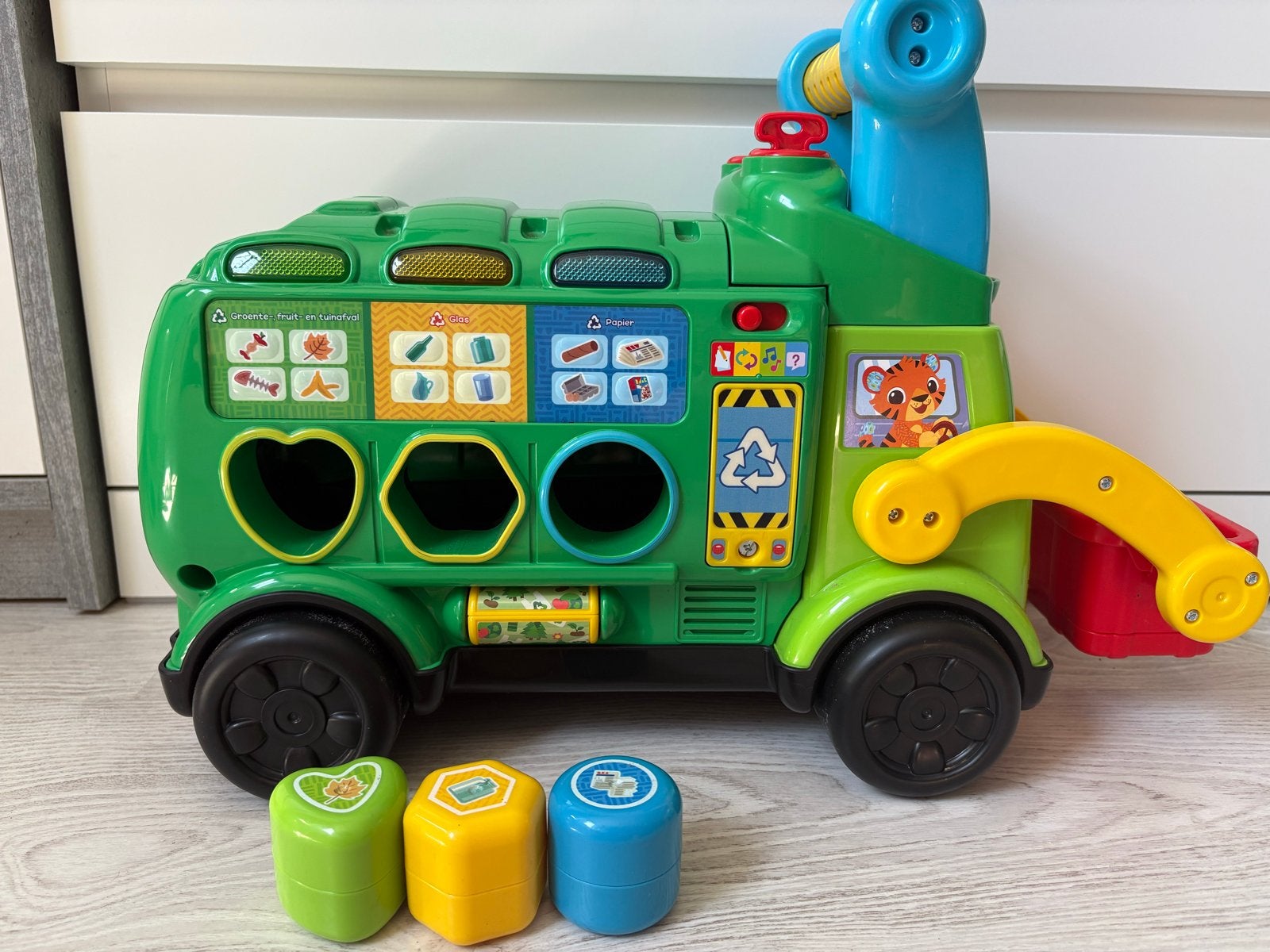 VTech Vuilniswagen met sorteerfunctie en geluid, Ophalen of Verzenden, Zo goed als nieuw, Jongen of Meisje