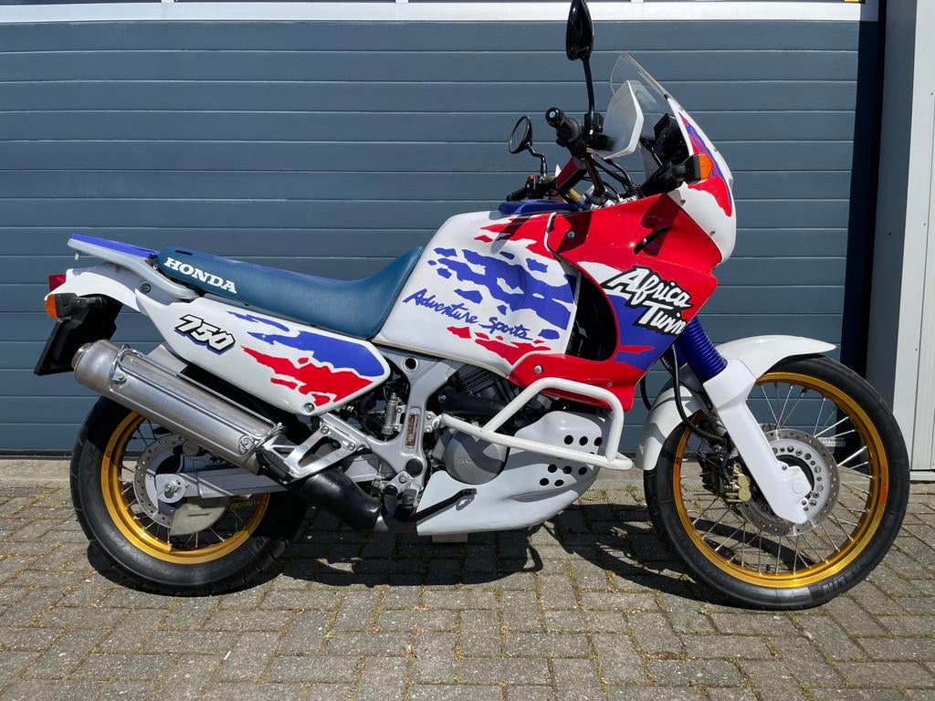 Honda XRV750 Africa Twin RD07 HRC, Motoren, Motoren | Honda, 750 cc, Nieuw, Motorrijbewijs A, Bedrijf