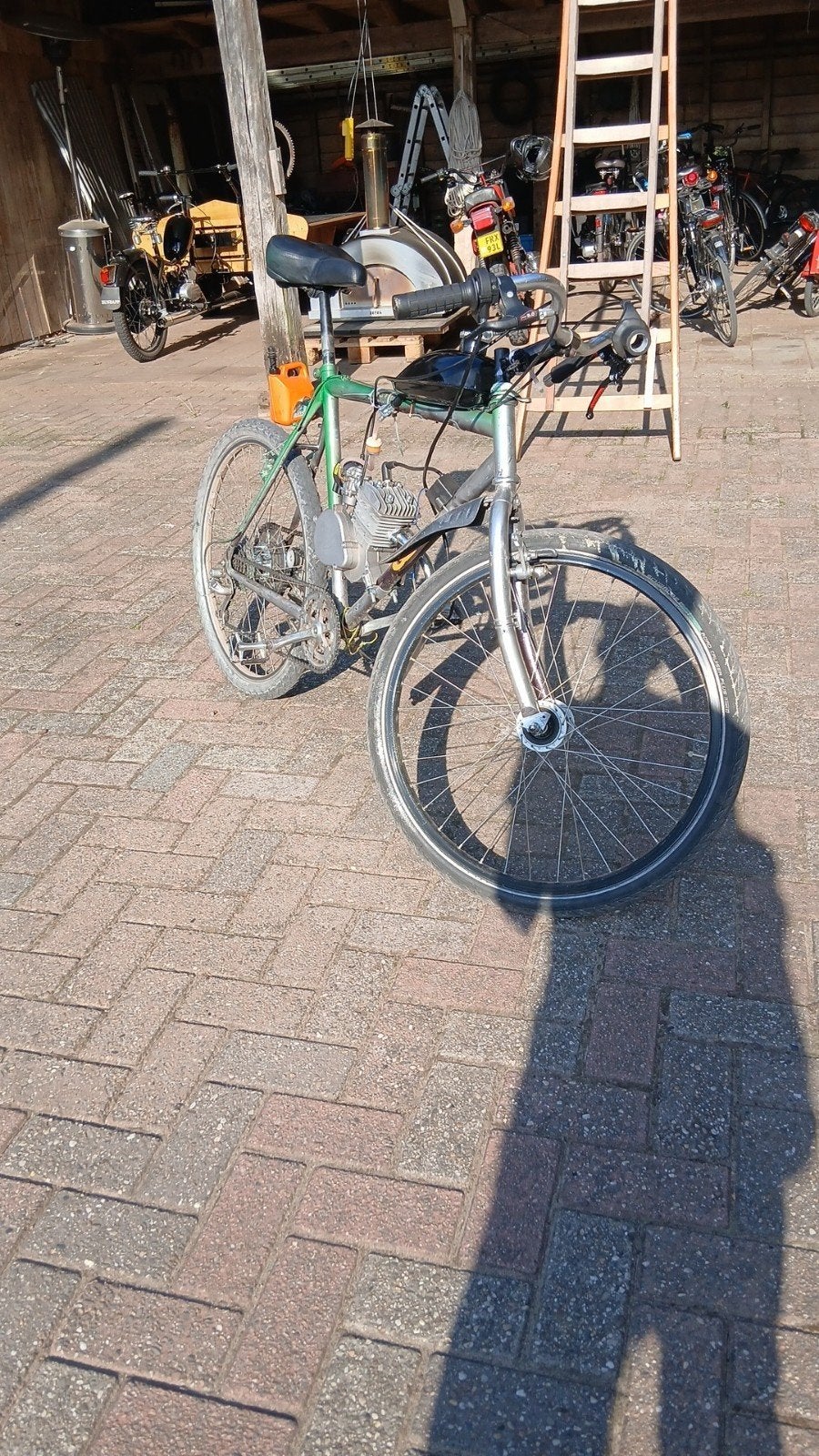 fiets met een benzine motor, Ophalen of Verzenden, Velgrem