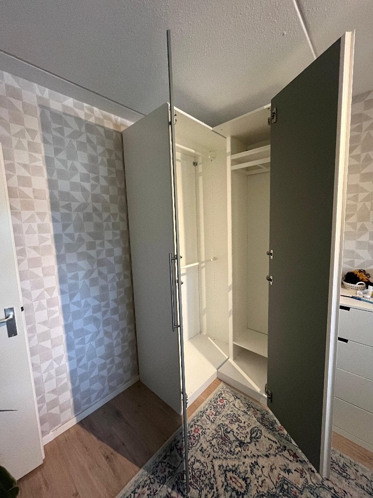 PAX kleding hoekkast 236cm (h) bij 110cm (b) bij 60cm (d), Ophalen, Gebruikt, 100 tot 150 cm, 200 cm of meer