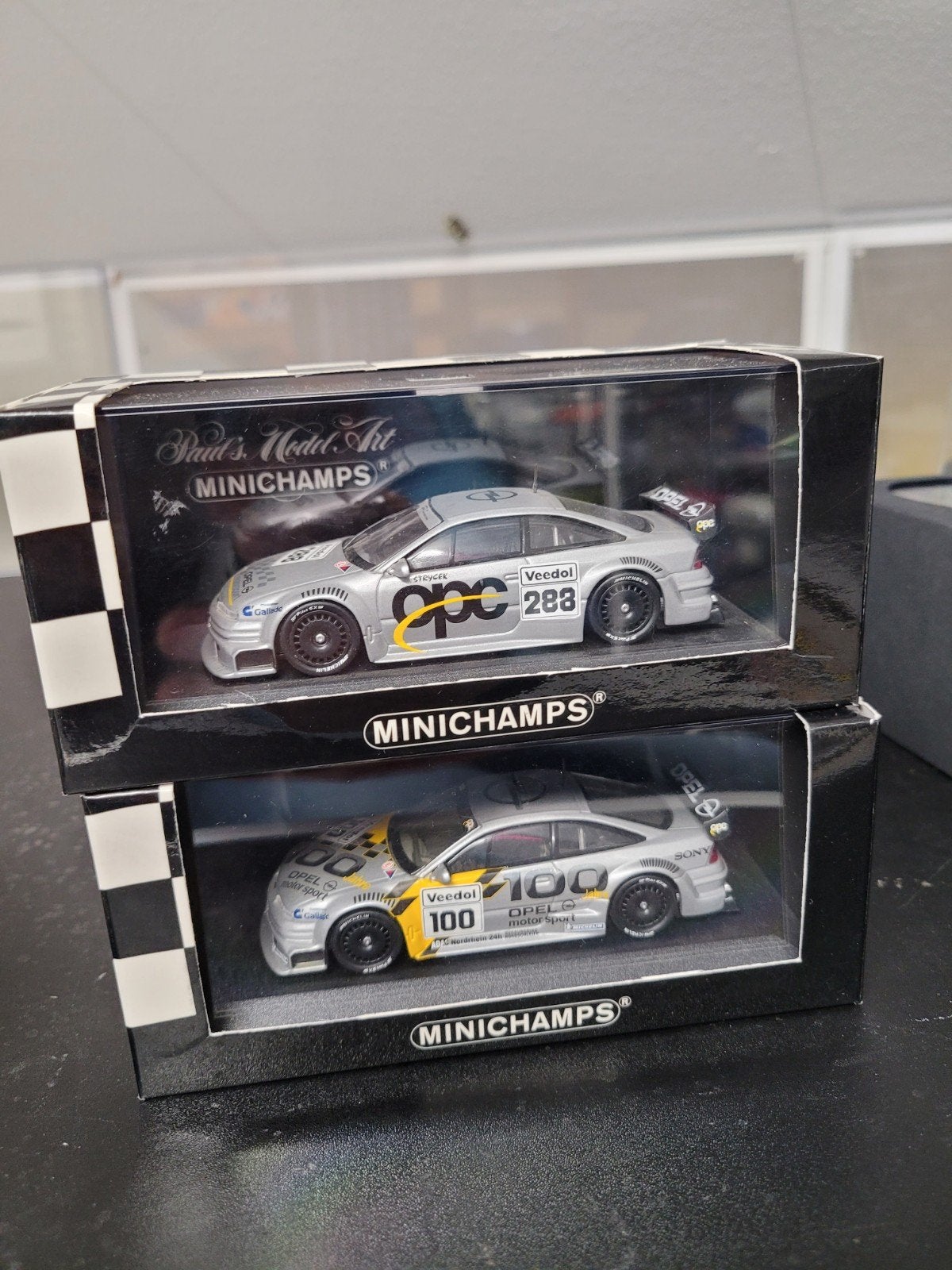 opel calibra dtm minichamps 1:43 Strycek veedol pokal 1999, Ophalen of Verzenden, Zo goed als nieuw, Auto, MiniChamps